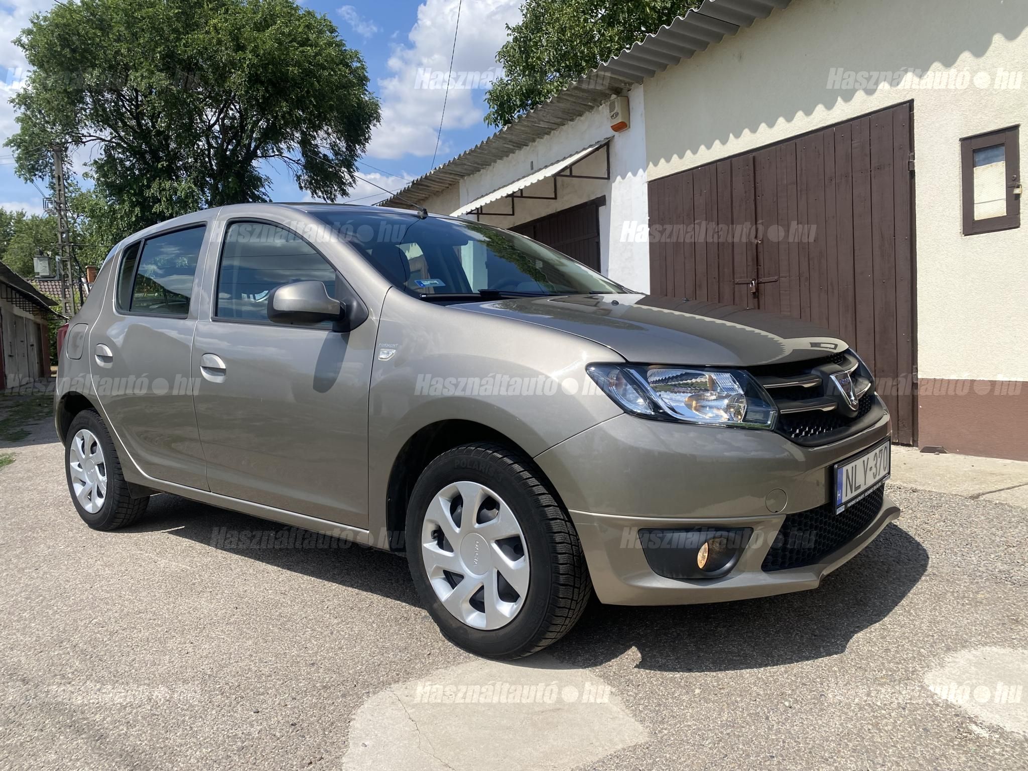 DACIA SANDERO 2016/1 - 1