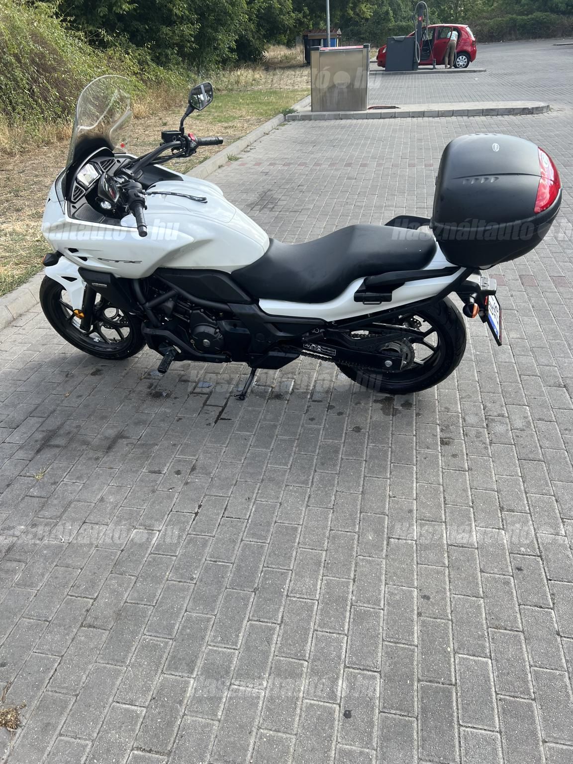 HONDA CTX 700 D 2015/4 - 1