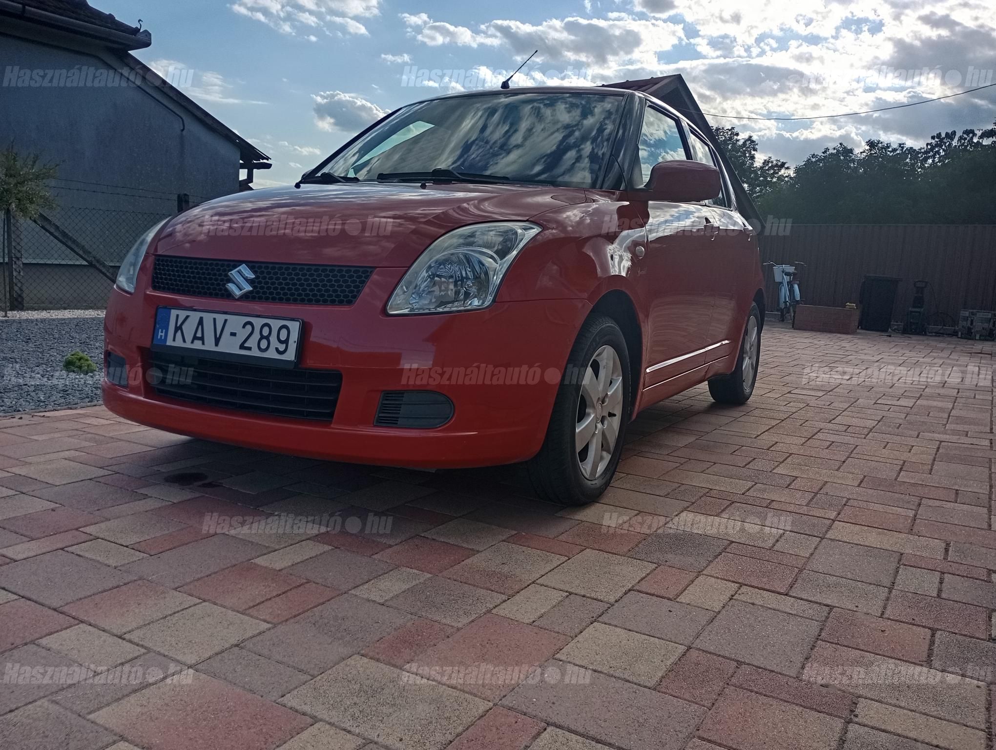 SUZUKI SWIFT 2005/12 - 1