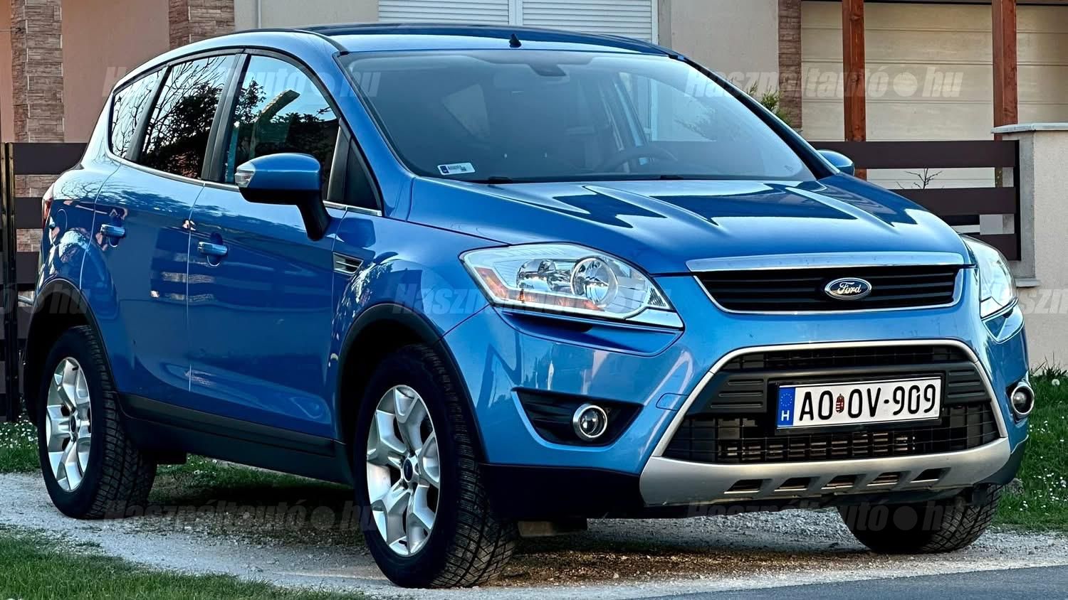 FORD KUGA 2010/10 - 1