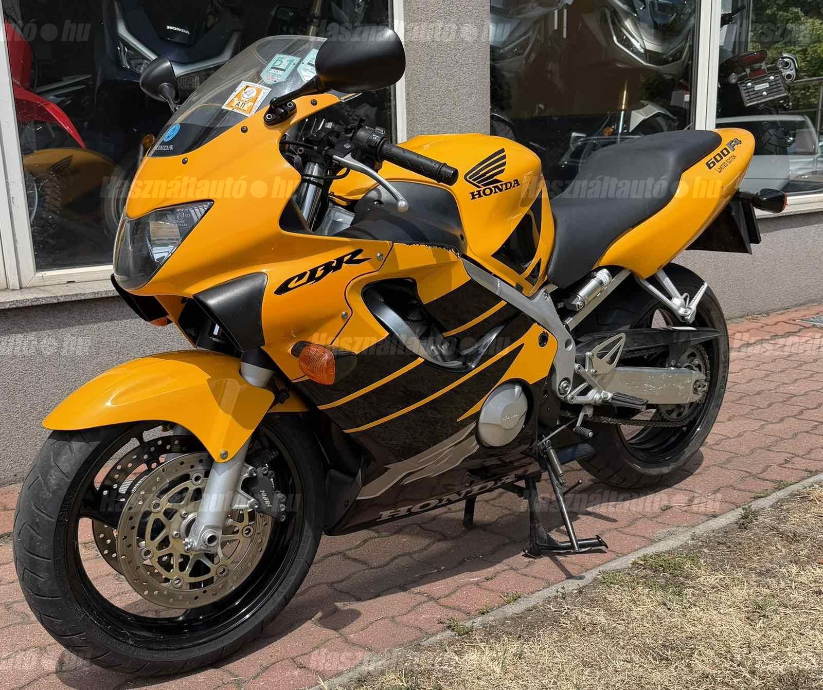 HONDA CBR 600 F4 2000/5 - 1