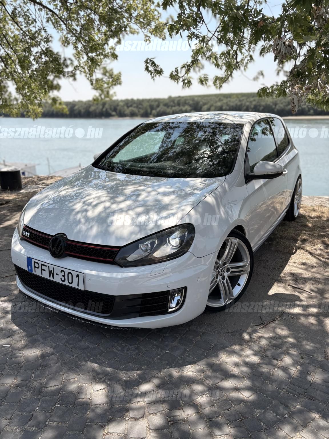 VOLKSWAGEN GOLF VI 2010/3 - 1