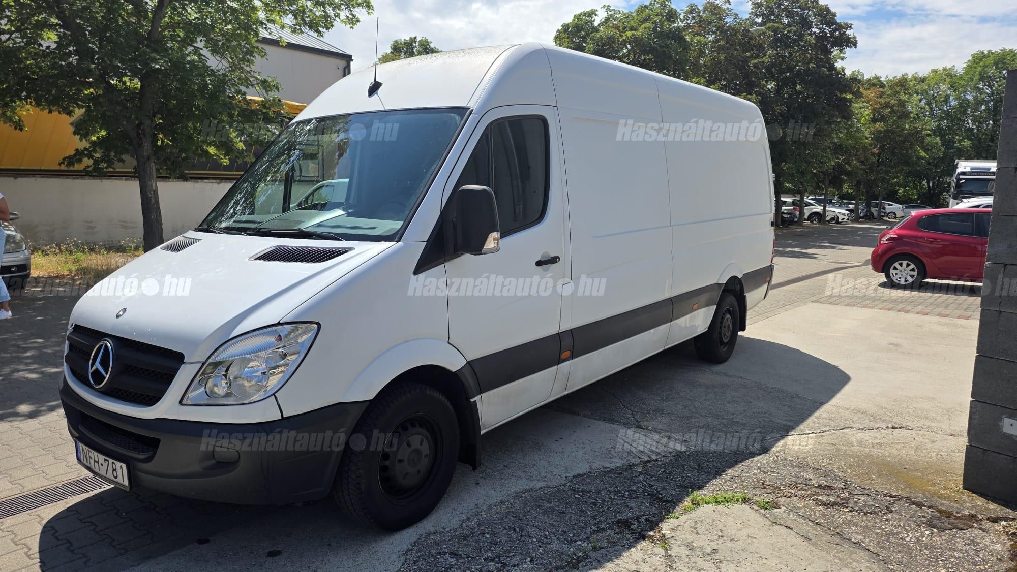 MERCEDES-BENZ SPRINTER 2012/8 - 1