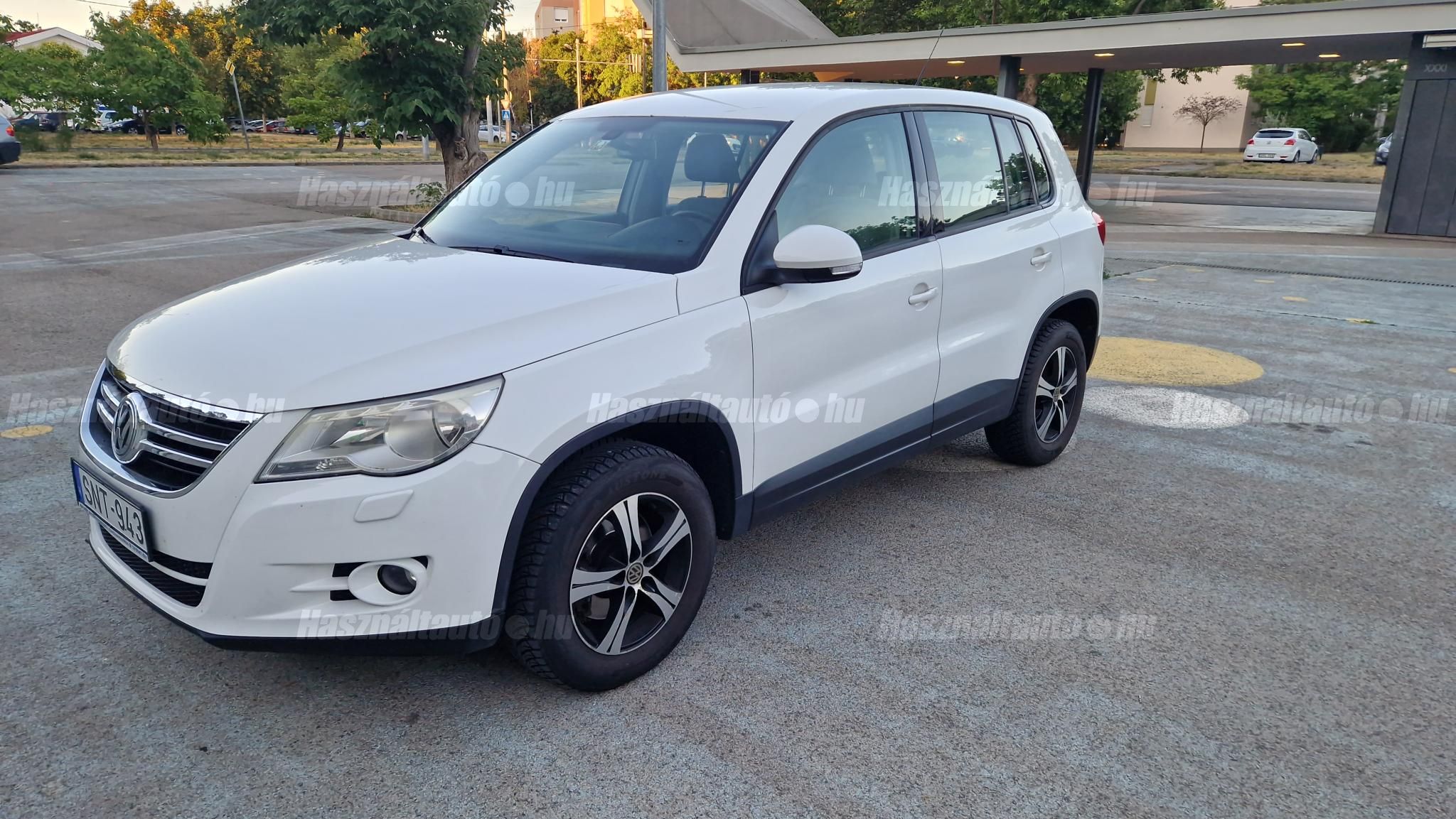 VOLKSWAGEN TIGUAN 2010/10 - 1