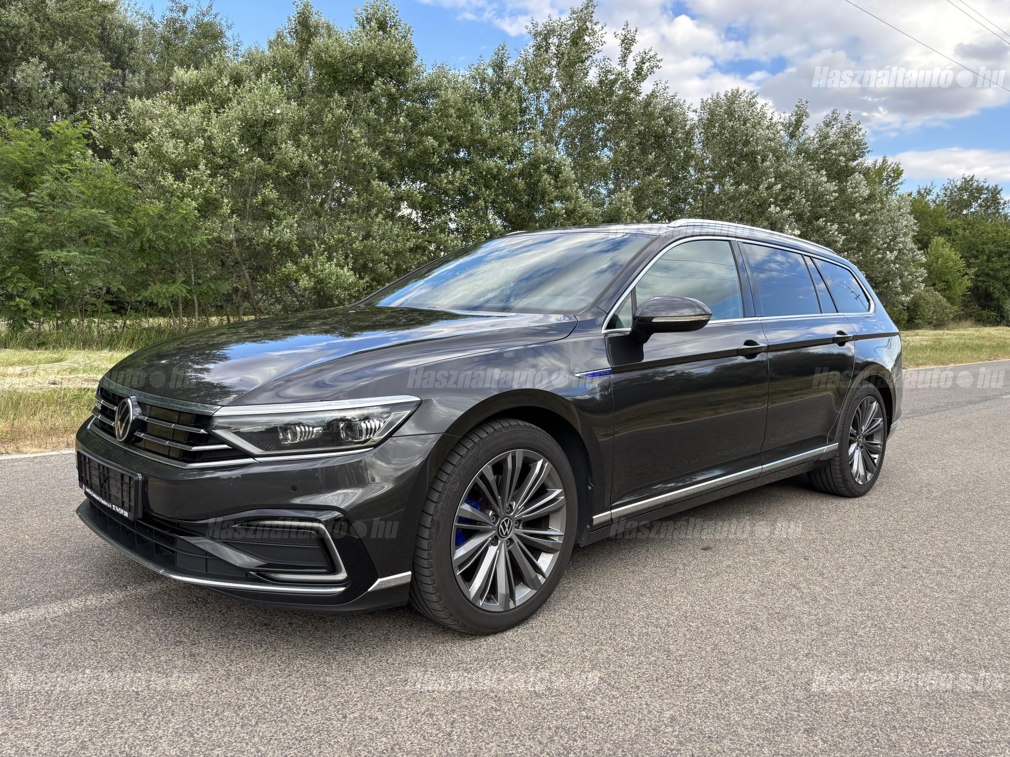 VOLKSWAGEN PASSAT VIII 2022/6 - 1