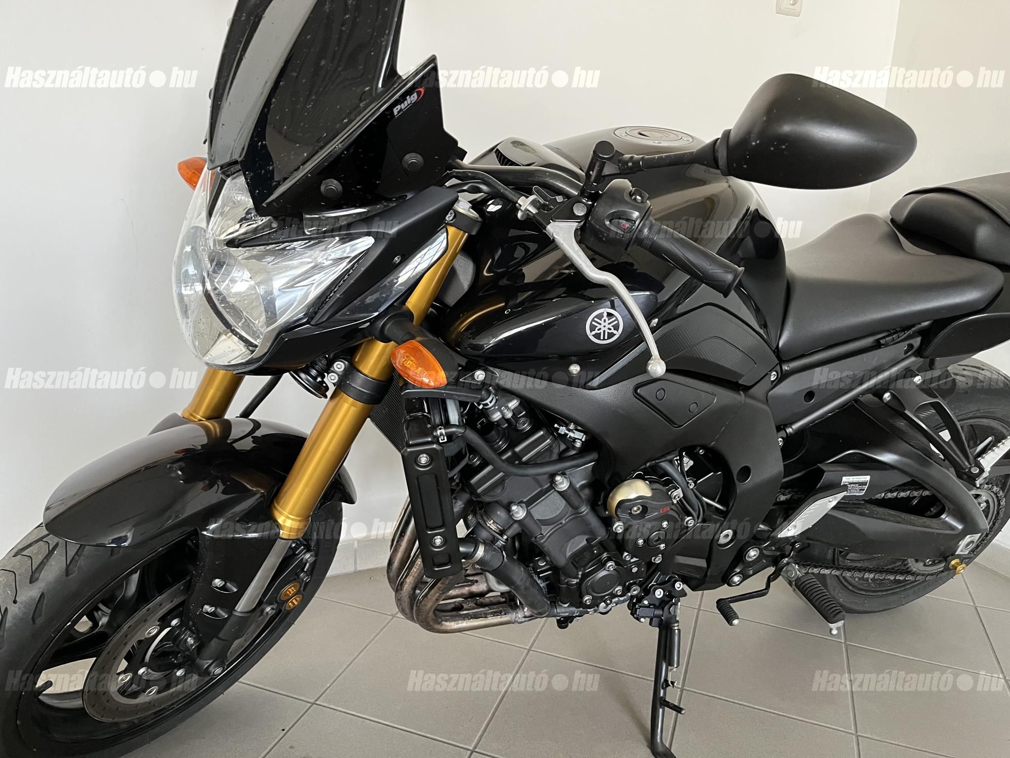 YAMAHA FZ8-N 2012/6 - 1