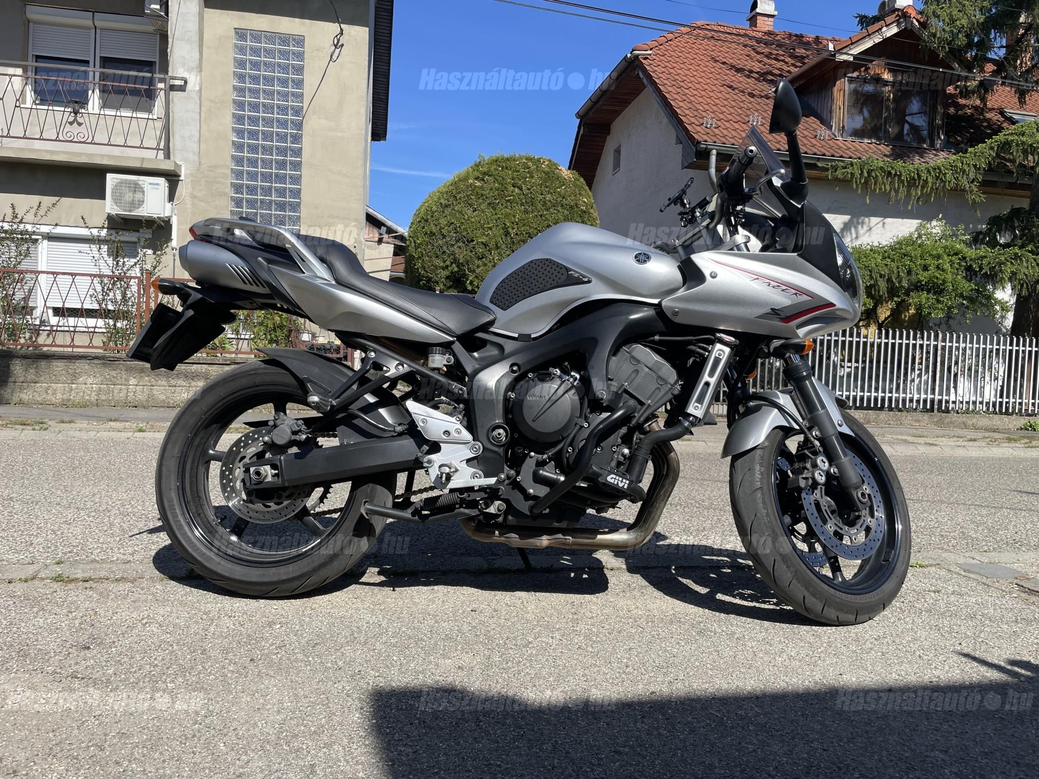 YAMAHA FZ6-S (FAZER) 2008/2 - 1