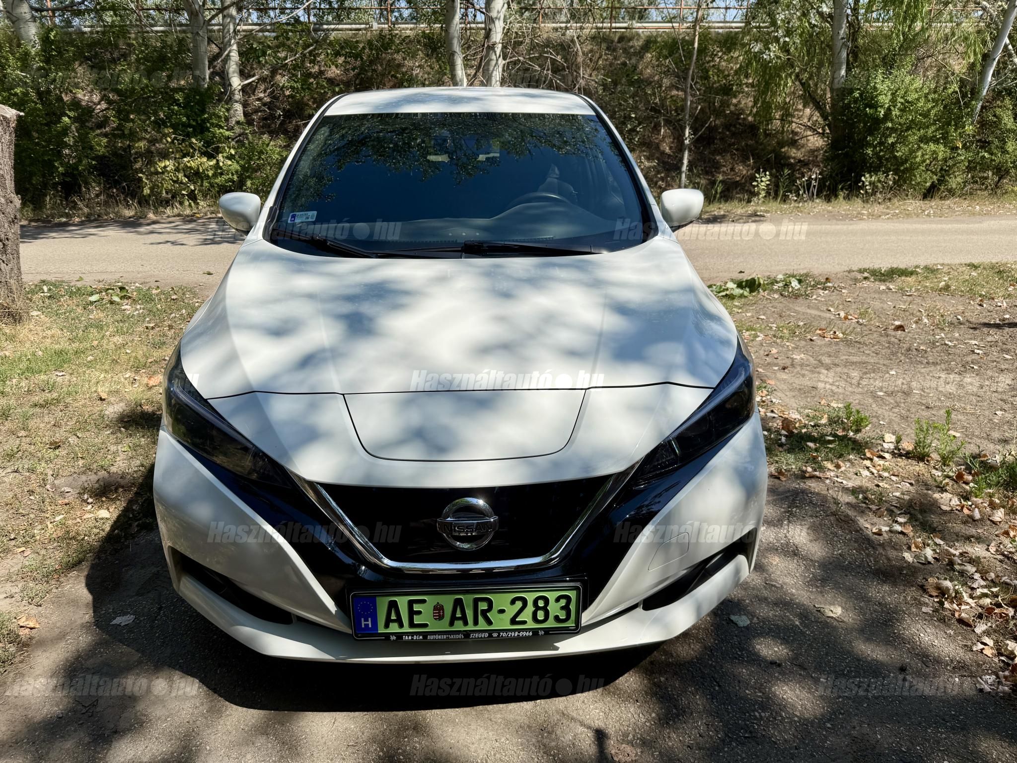 NISSAN LEAF 2021/10 - 1