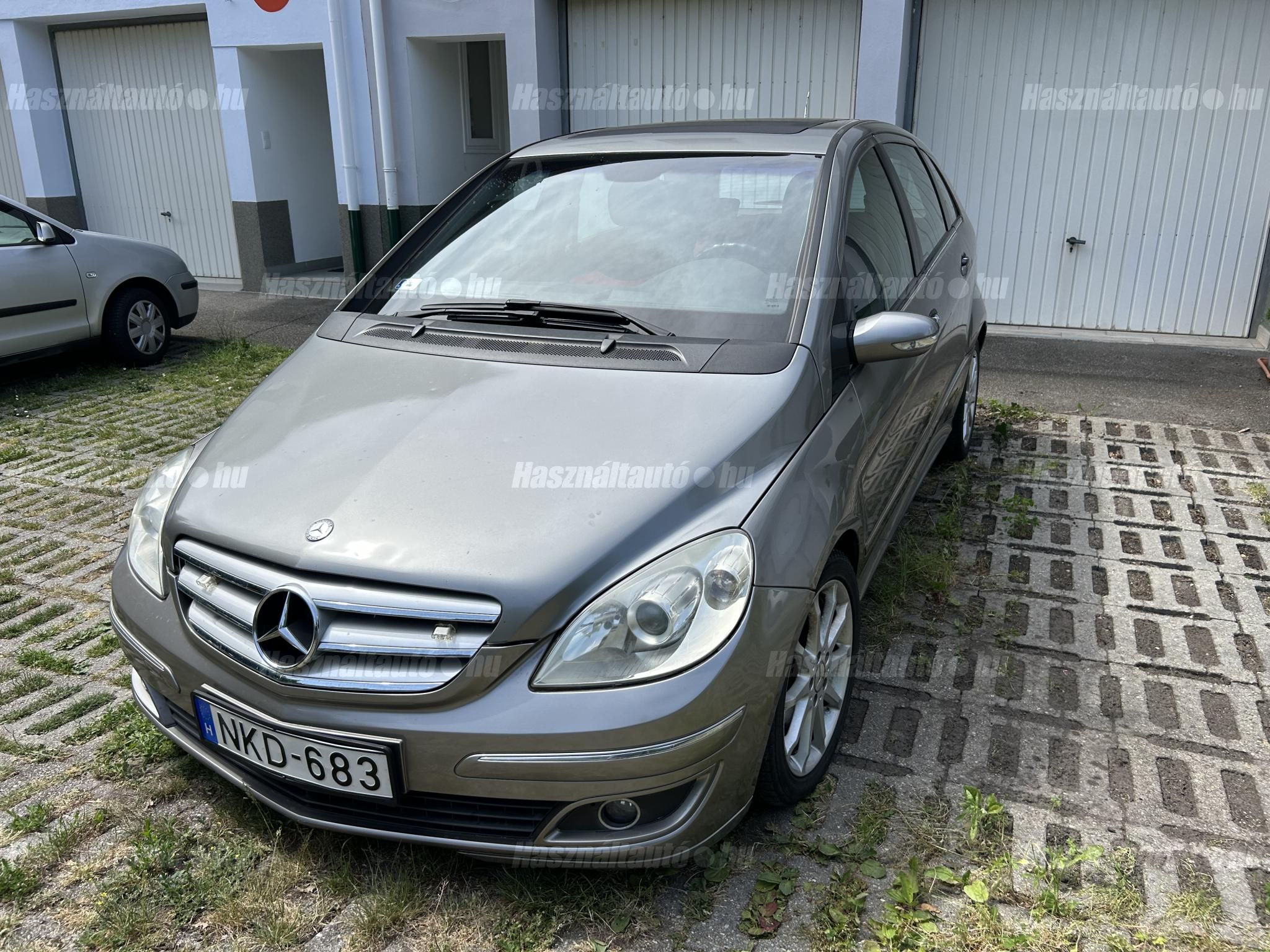 MERCEDES-BENZ B 200 2006/10 - 1