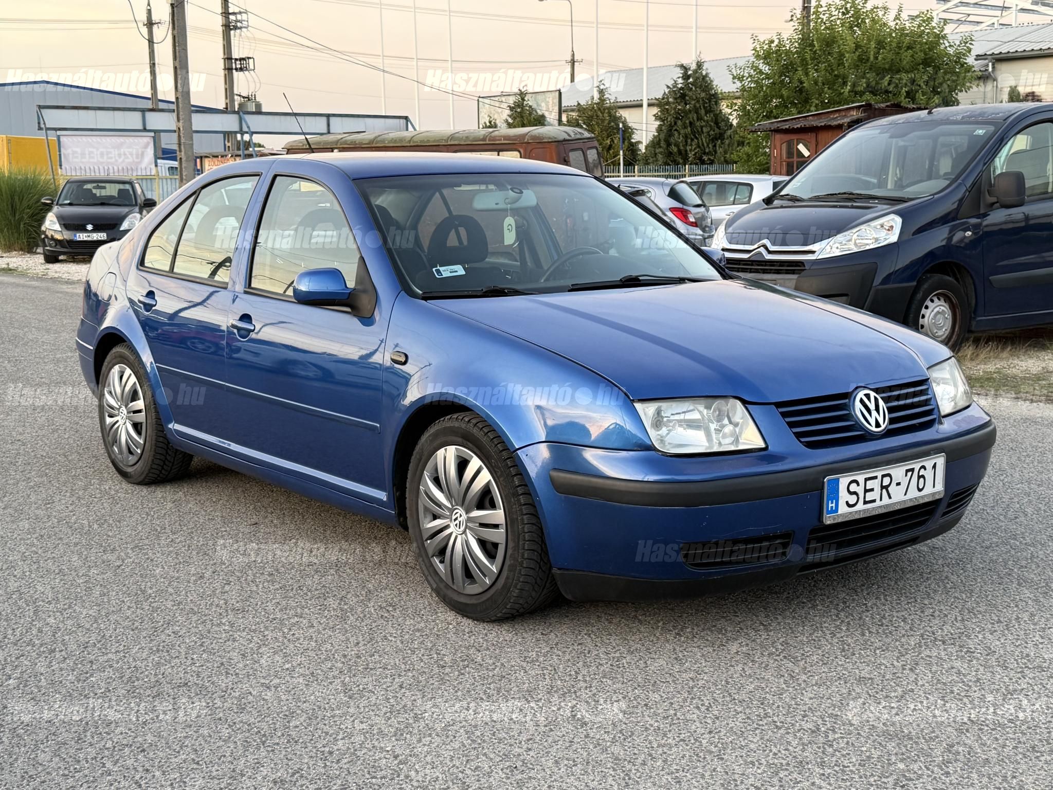 VOLKSWAGEN BORA 2001/11 - 1