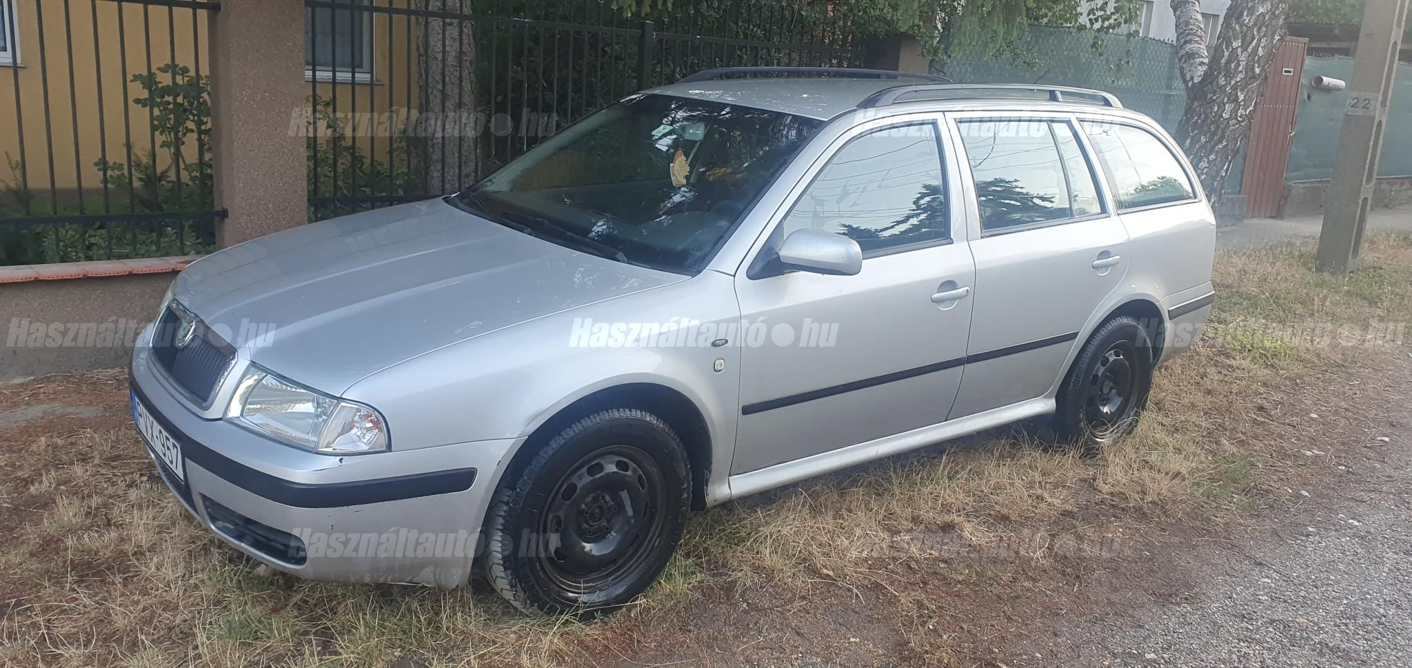 SKODA OCTAVIA 2002/4 - 1