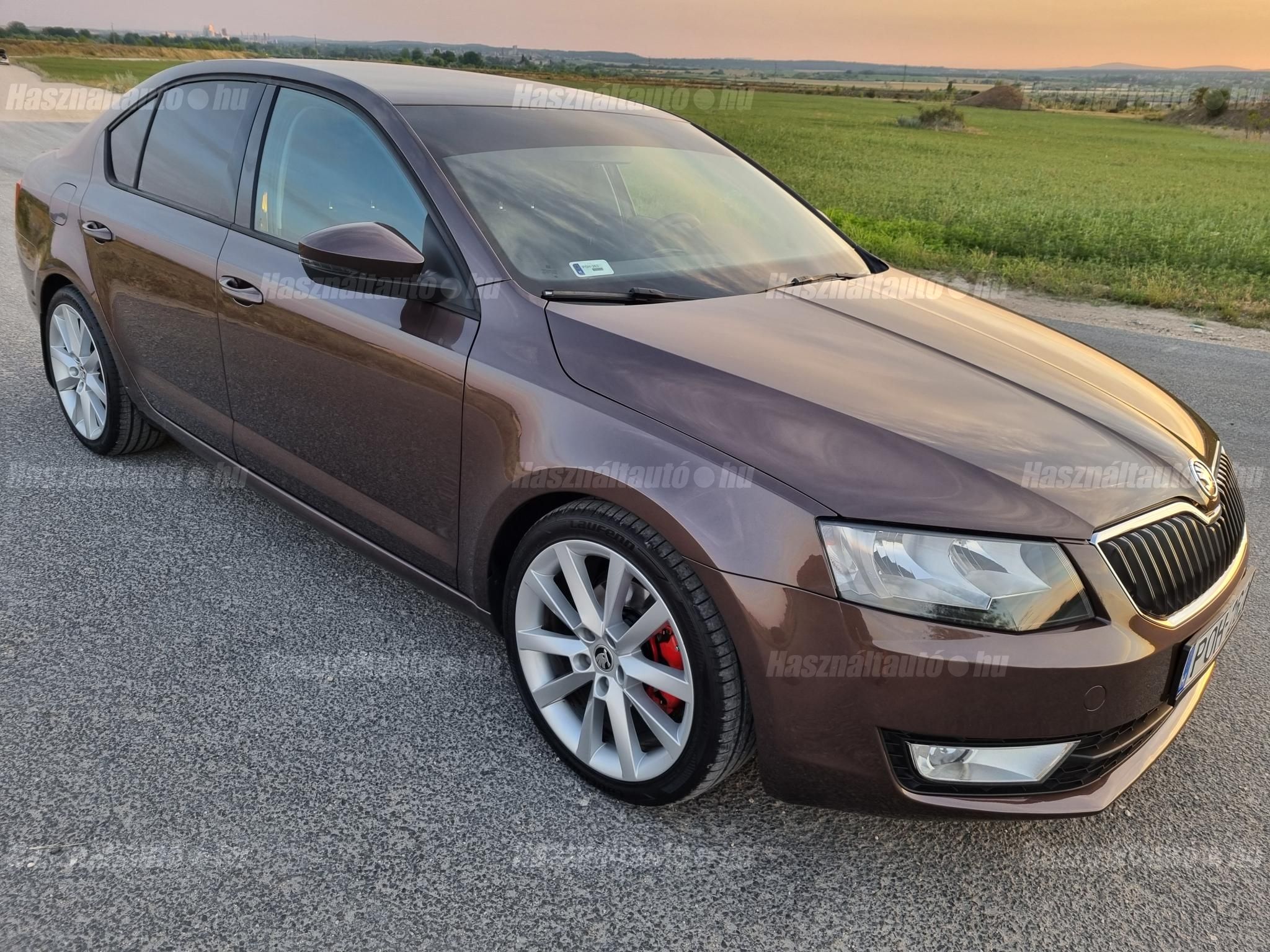 SKODA OCTAVIA 2013/11 - 1