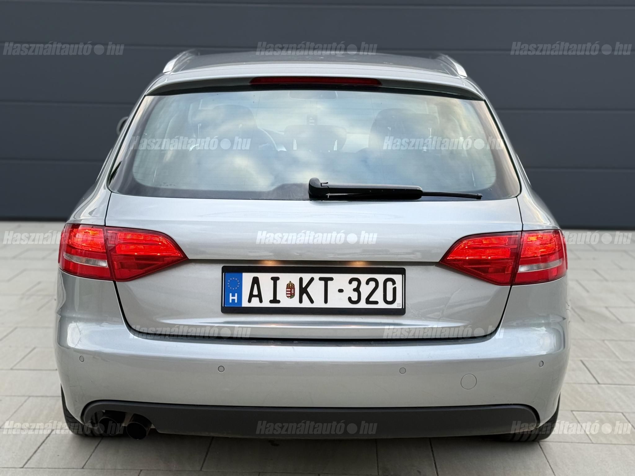 AUDI A4 2011 - 1