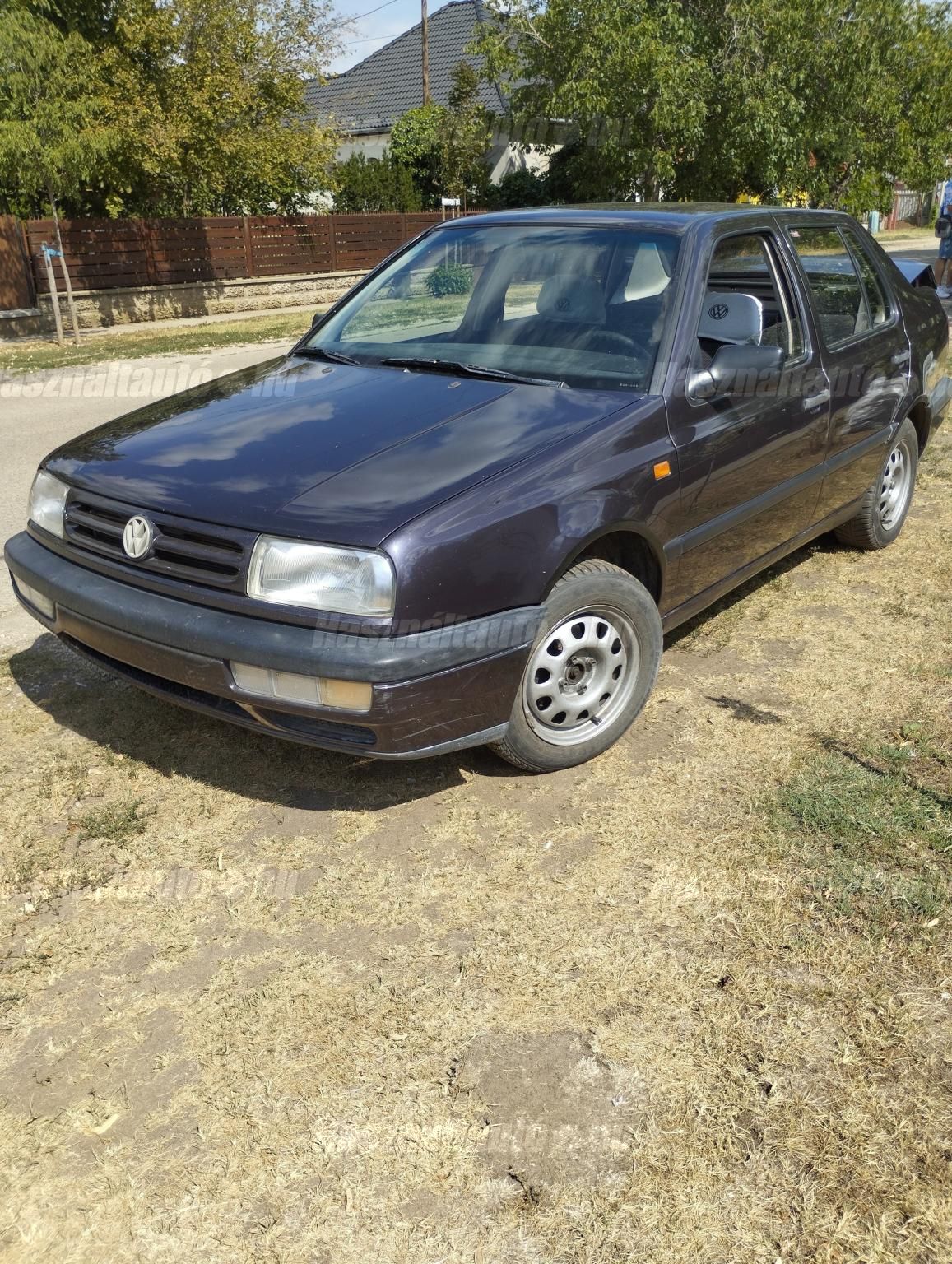 VOLKSWAGEN VENTO 1994/9 - 1