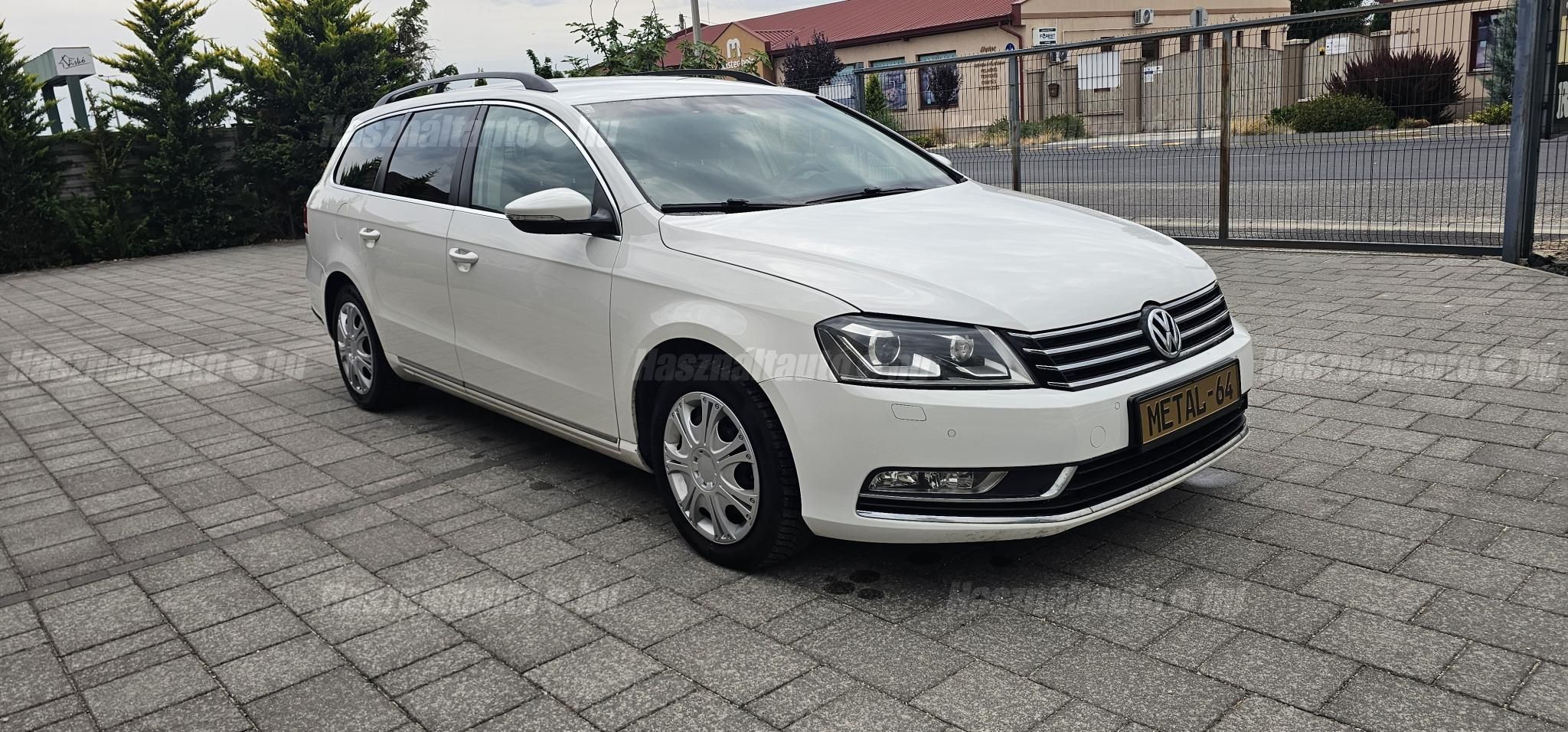 VOLKSWAGEN PASSAT 2014/5 - 1