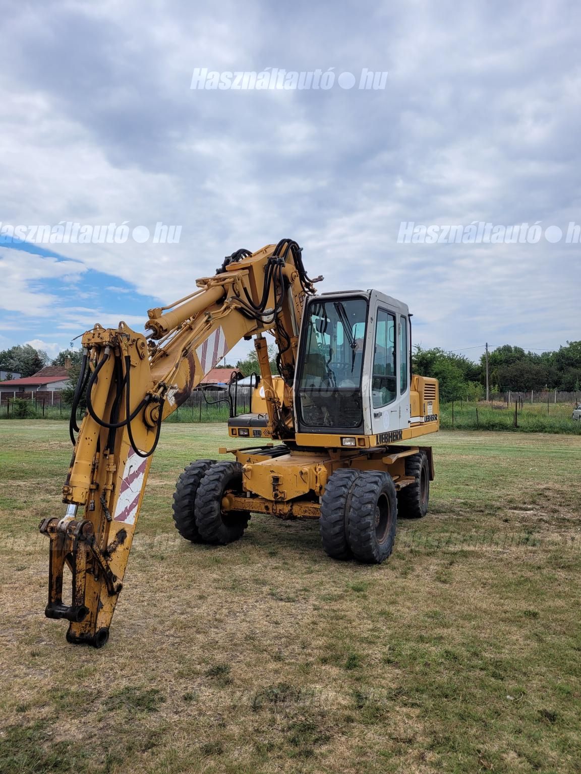 LIEBHERR 1996/10 - 1