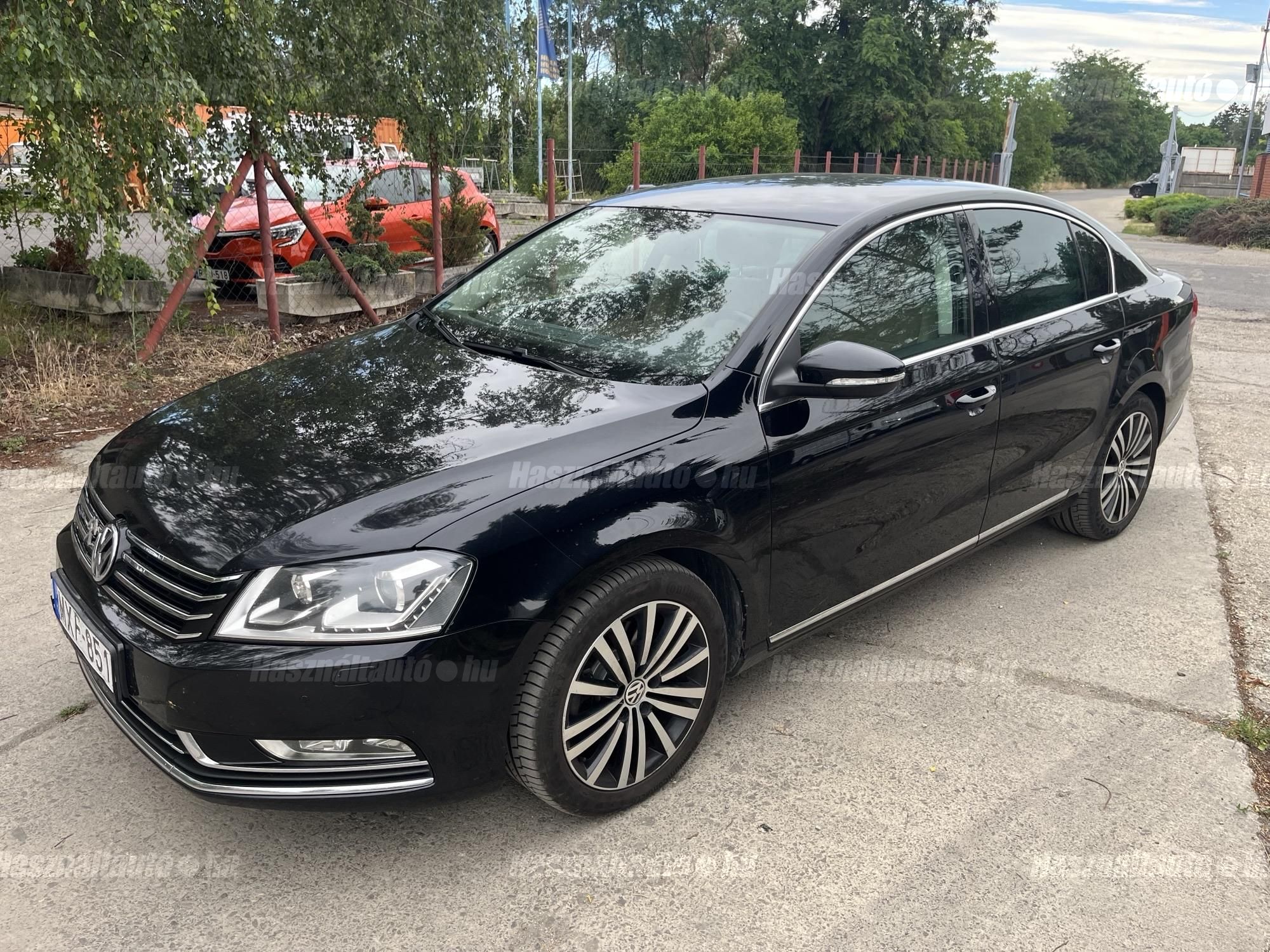 VOLKSWAGEN PASSAT VII 2014/9 - 1