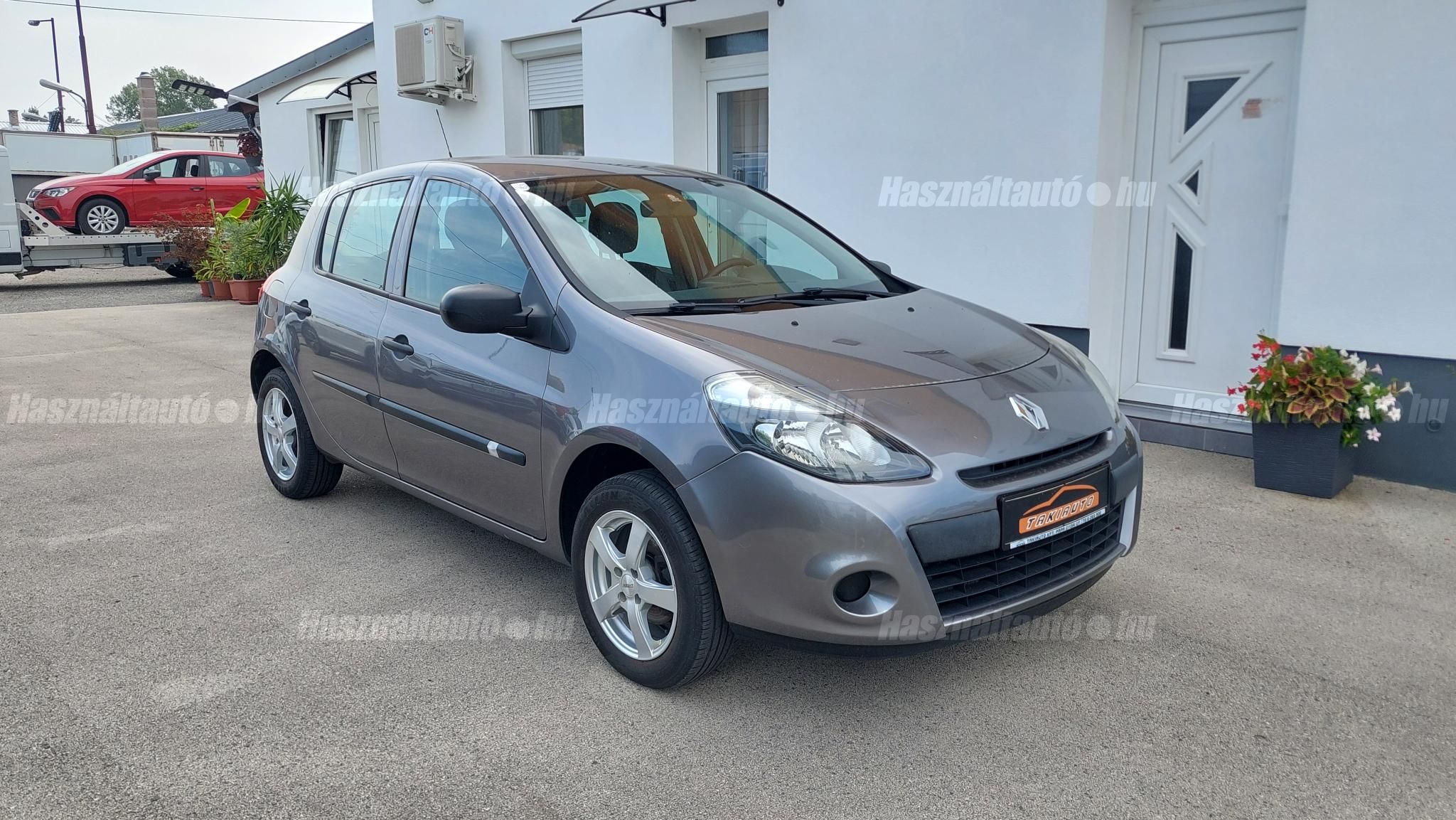 RENAULT CLIO 2011/10 - 1