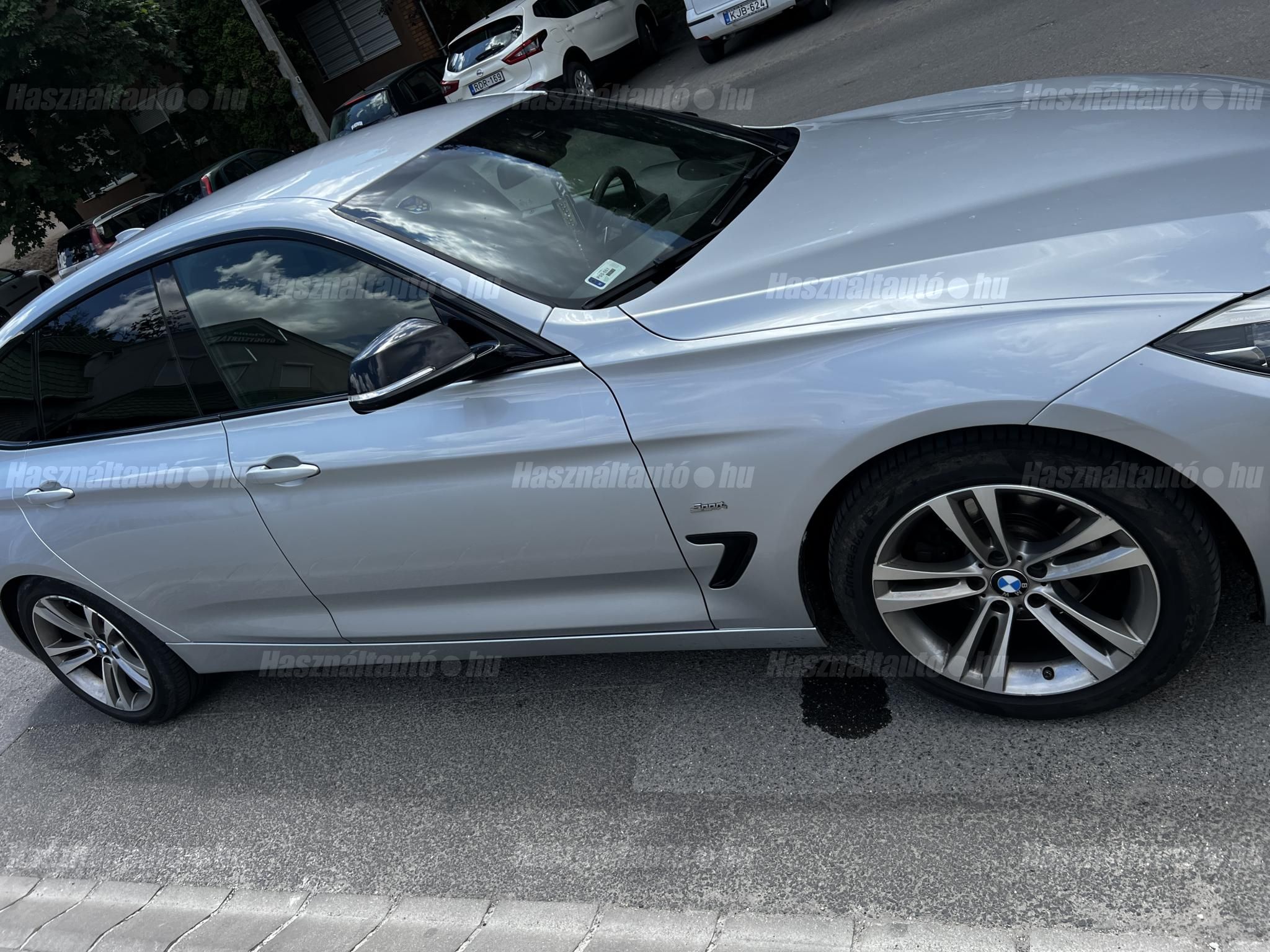 BMW 330 GRAN TURISMO 2016/7 - 1