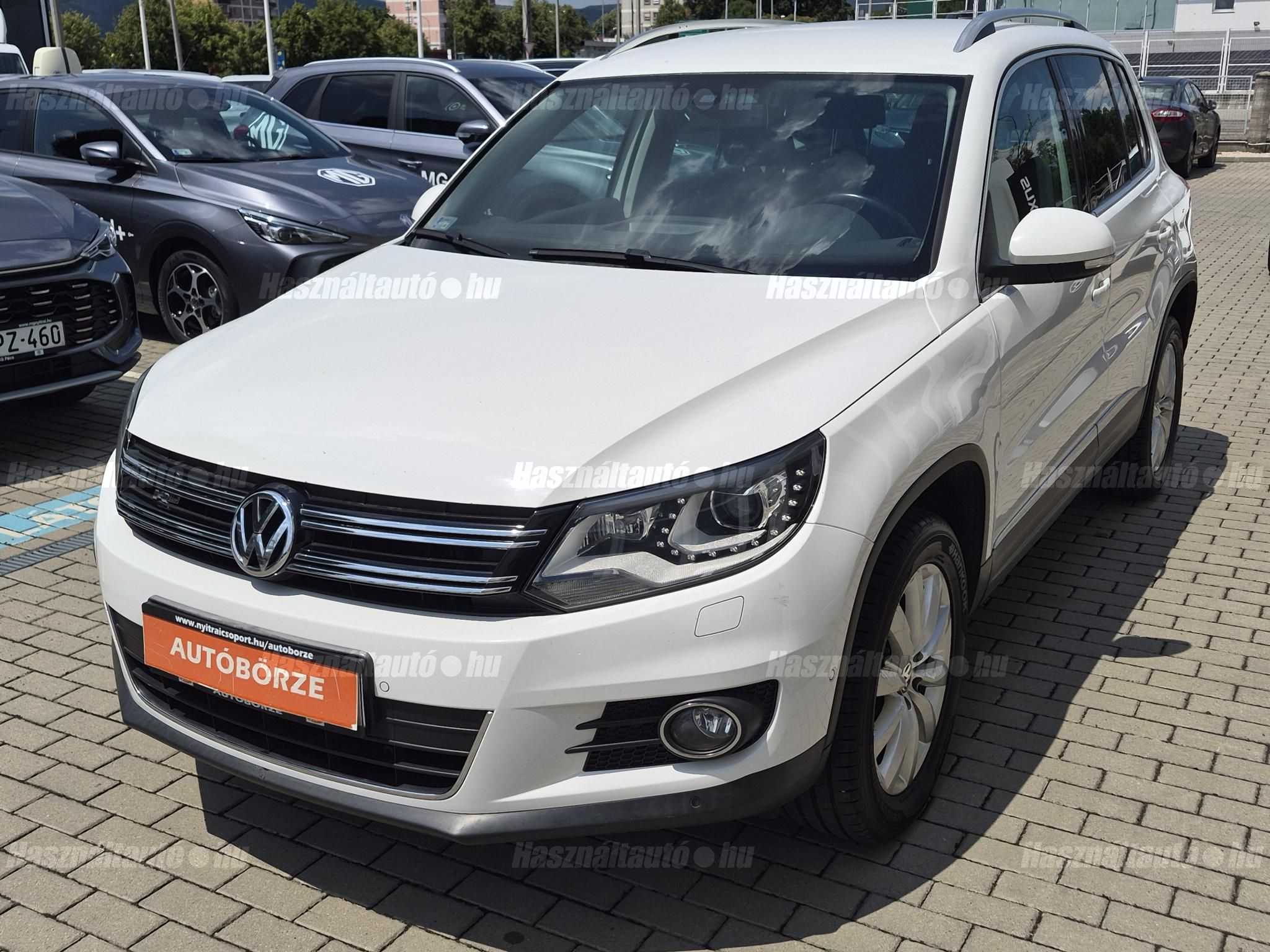 VOLKSWAGEN TIGUAN 2011/8 - 1