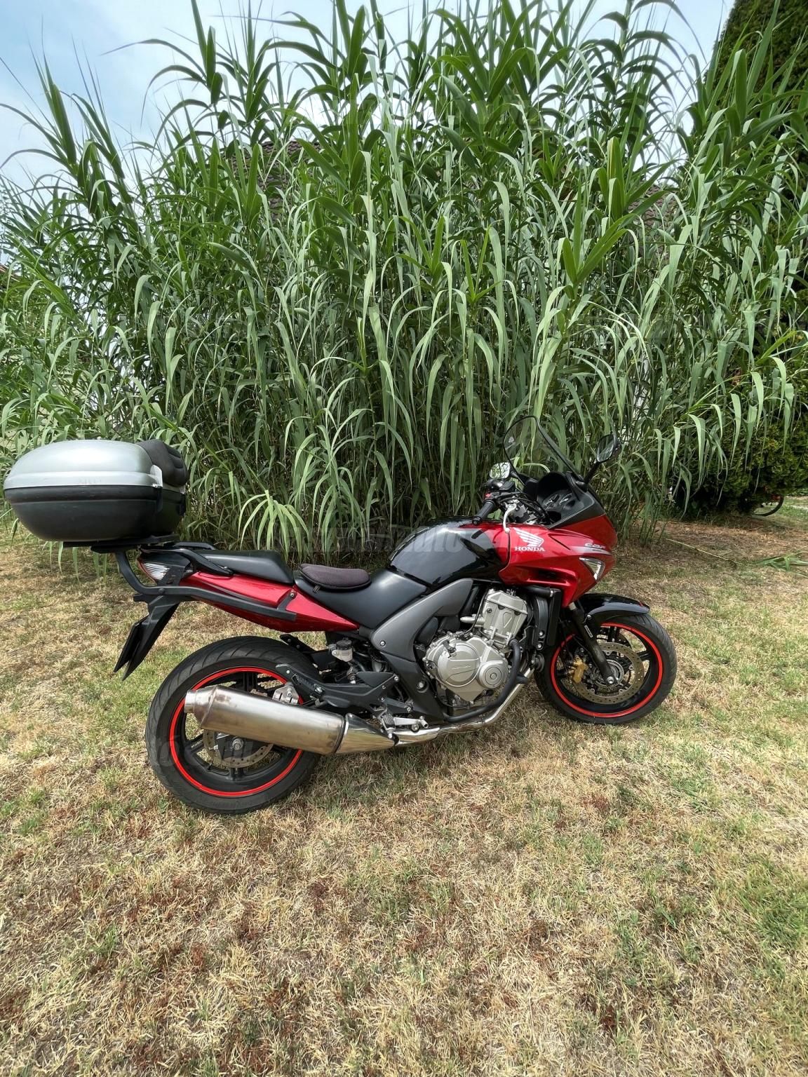 HONDA CBF 600 2010/4 - 1