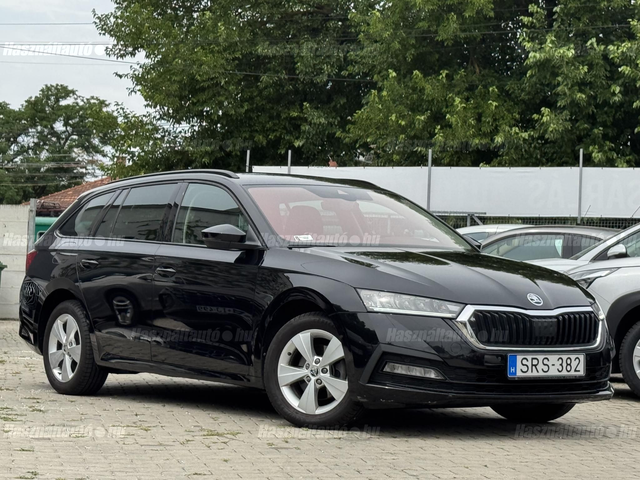 SKODA OCTAVIA 2021/4 - 1