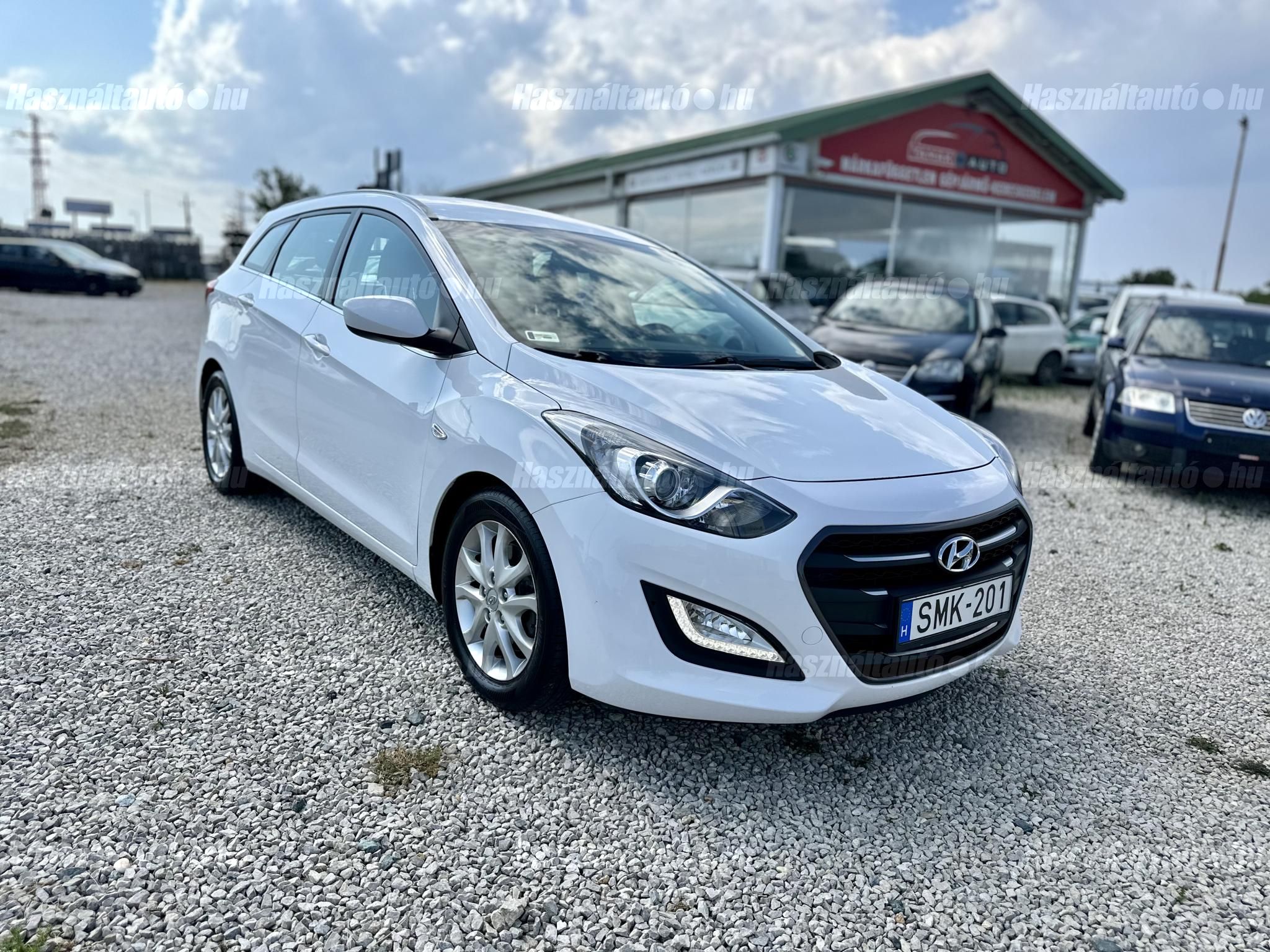 HYUNDAI I30 2017/9 - 1