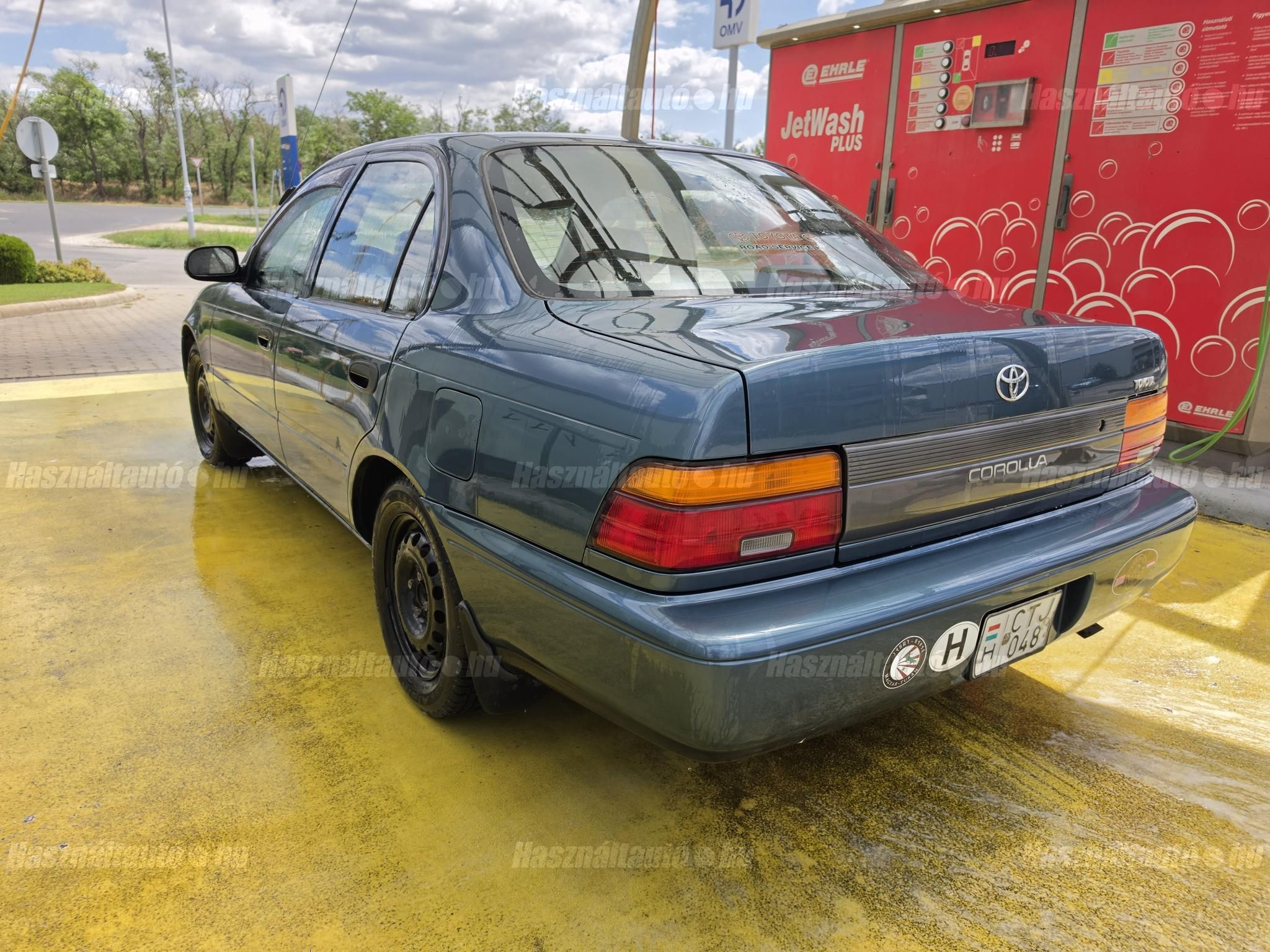 TOYOTA COROLLA 1995/6 - 1