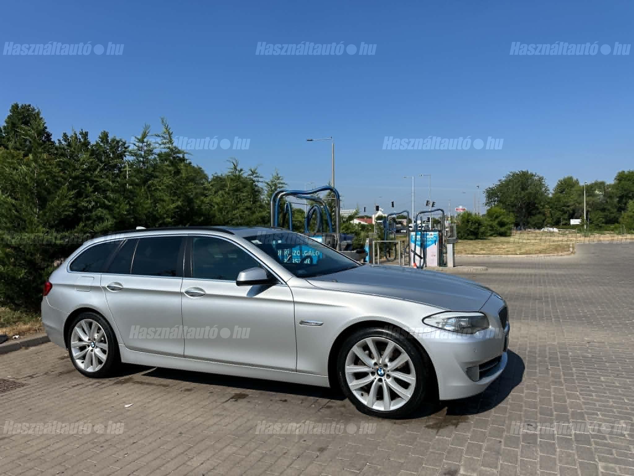 BMW 530 2010/9 - 1