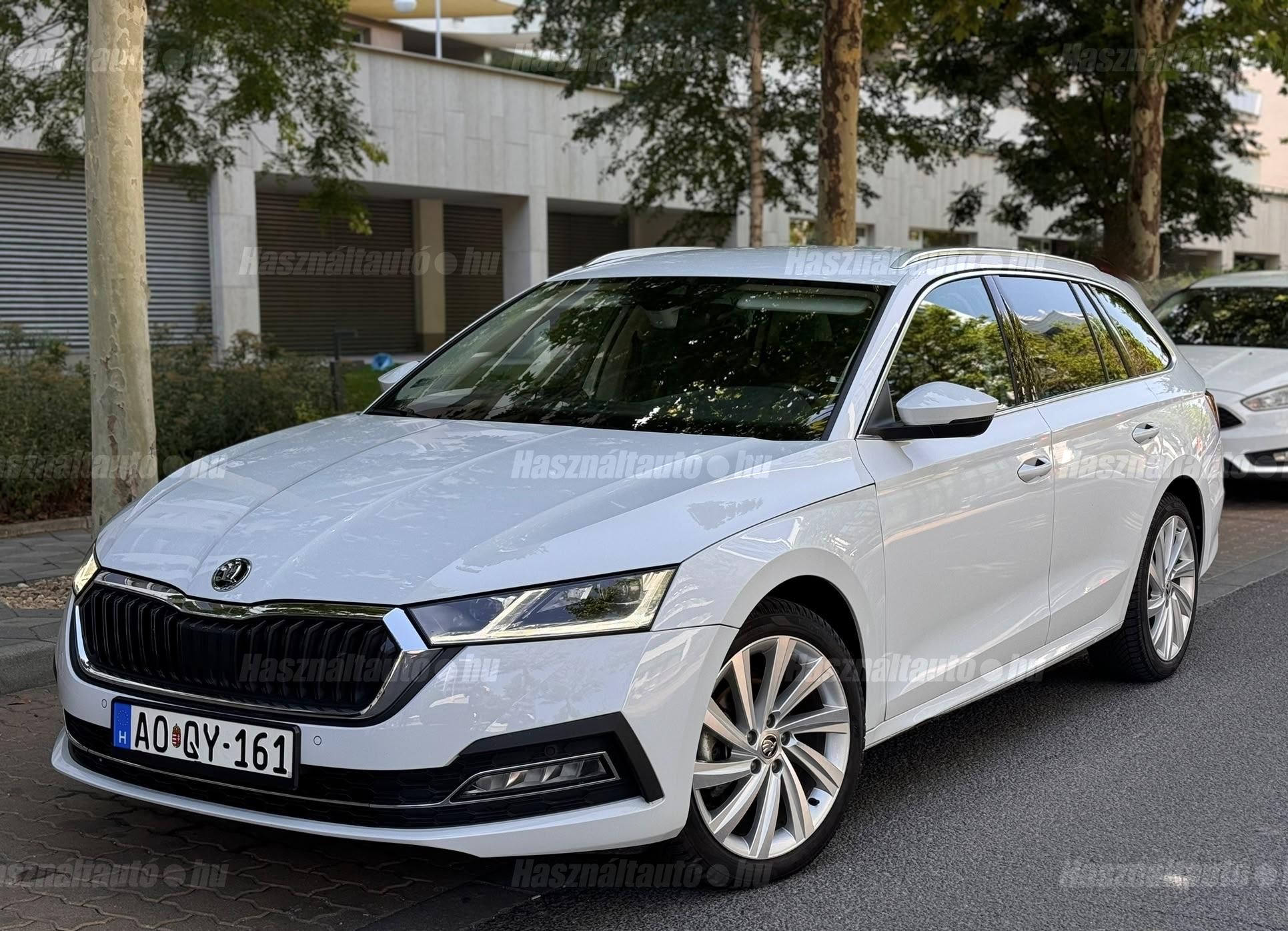 SKODA OCTAVIA 2023/5 - 1