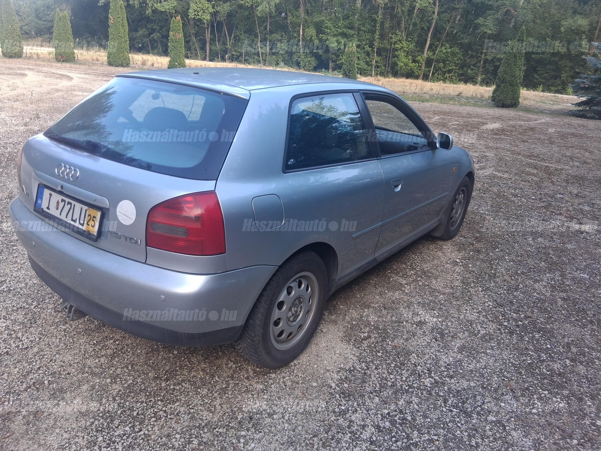AUDI A3 1998/7 - 1