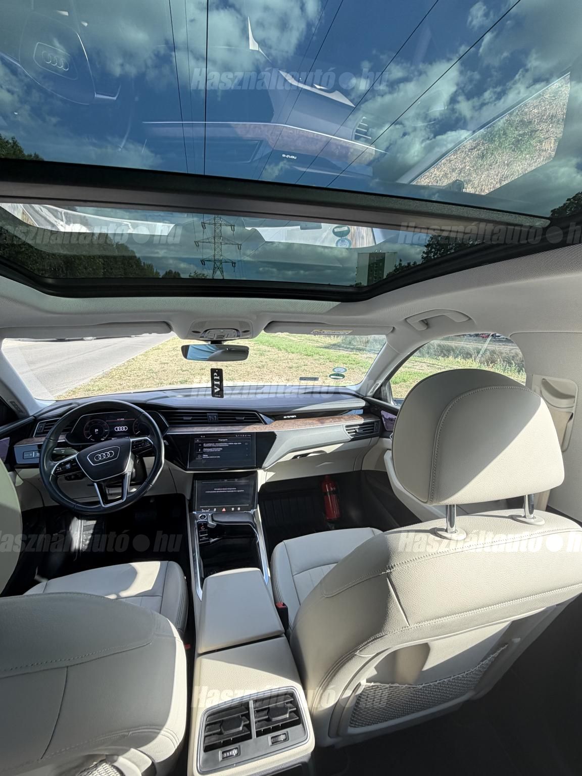 AUDI E-TRON 2021/8 - 1