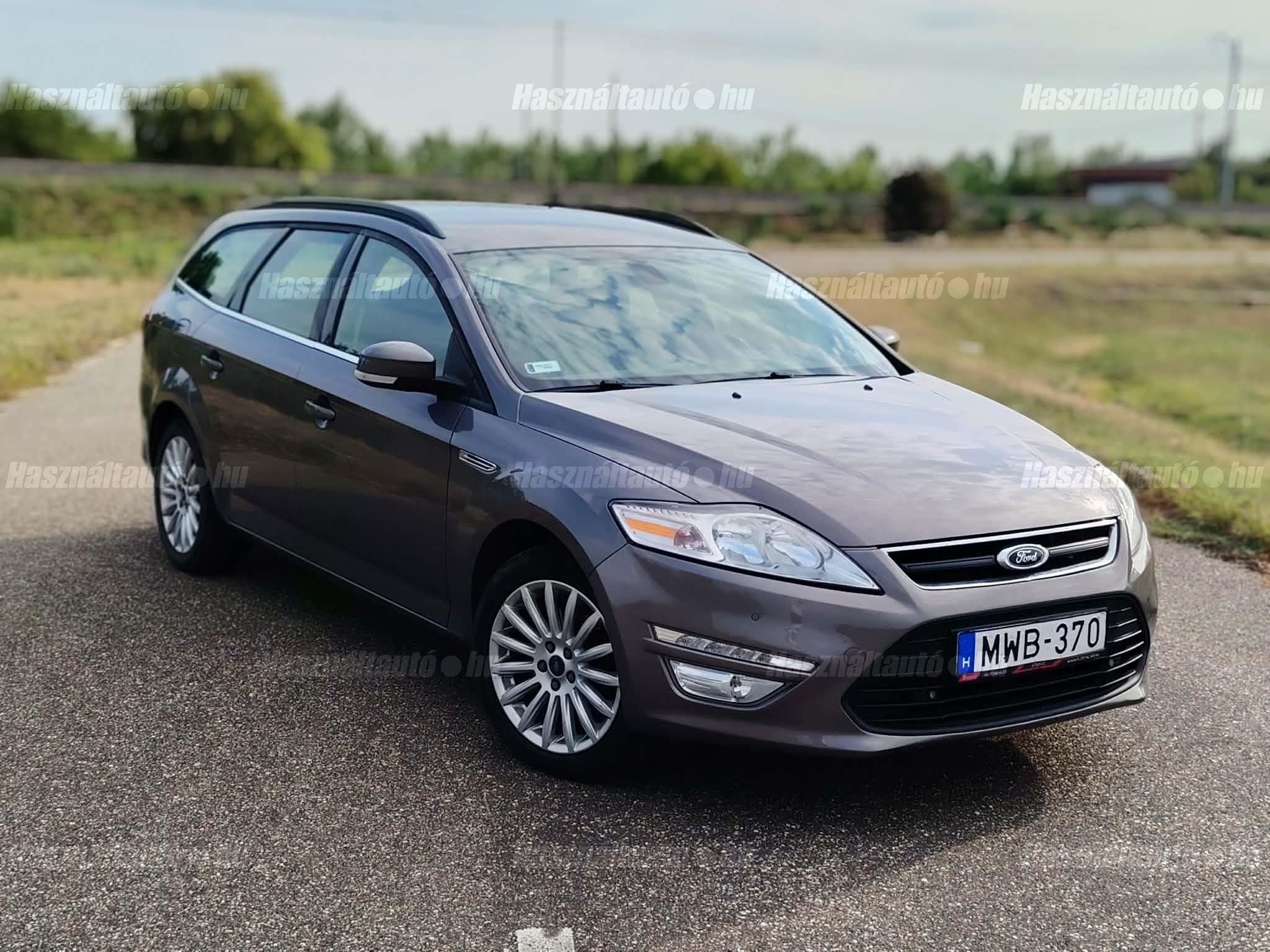 FORD MONDEO 2014/9 - 1