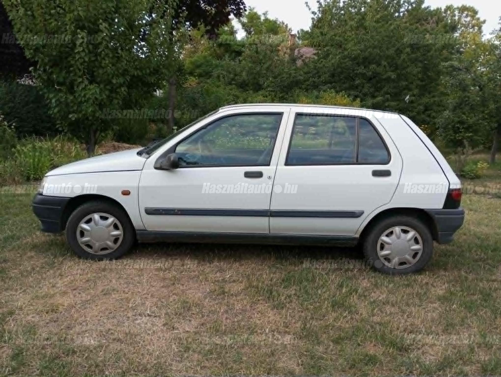 RENAULT CLIO 1995/4 - 1