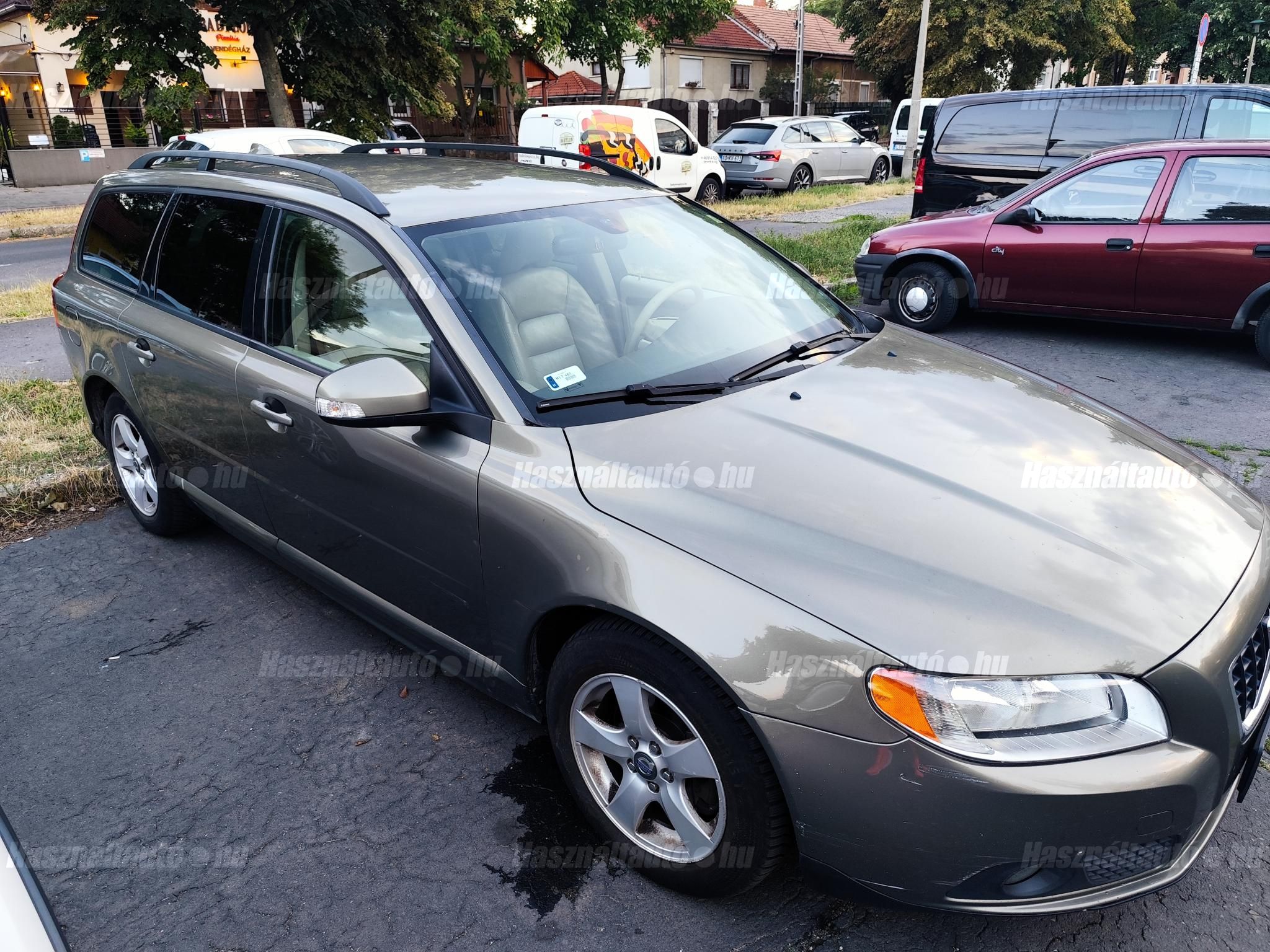 VOLVO V70 2008/10 - 1