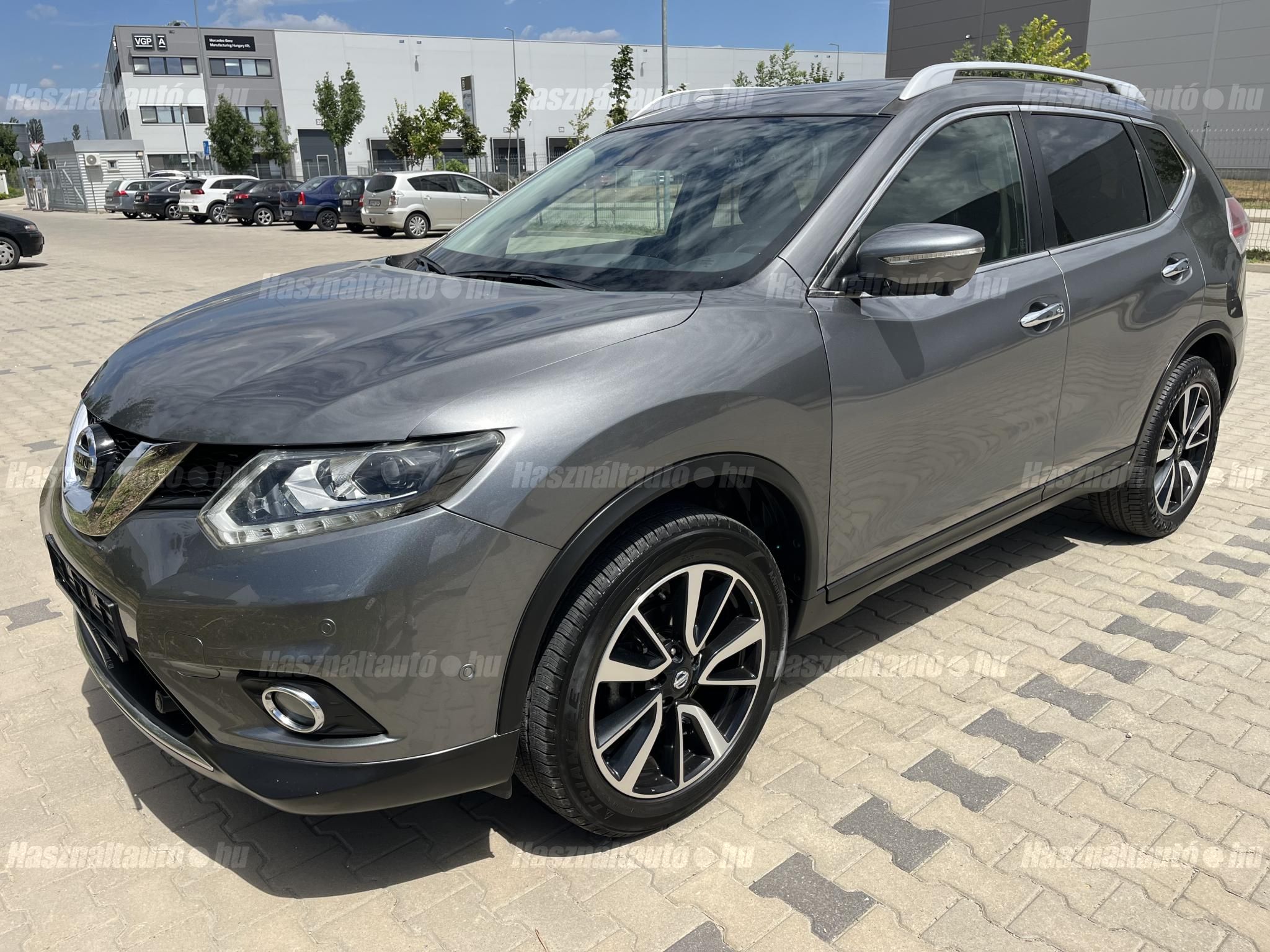 NISSAN X-TRAIL 2016/12 - 1