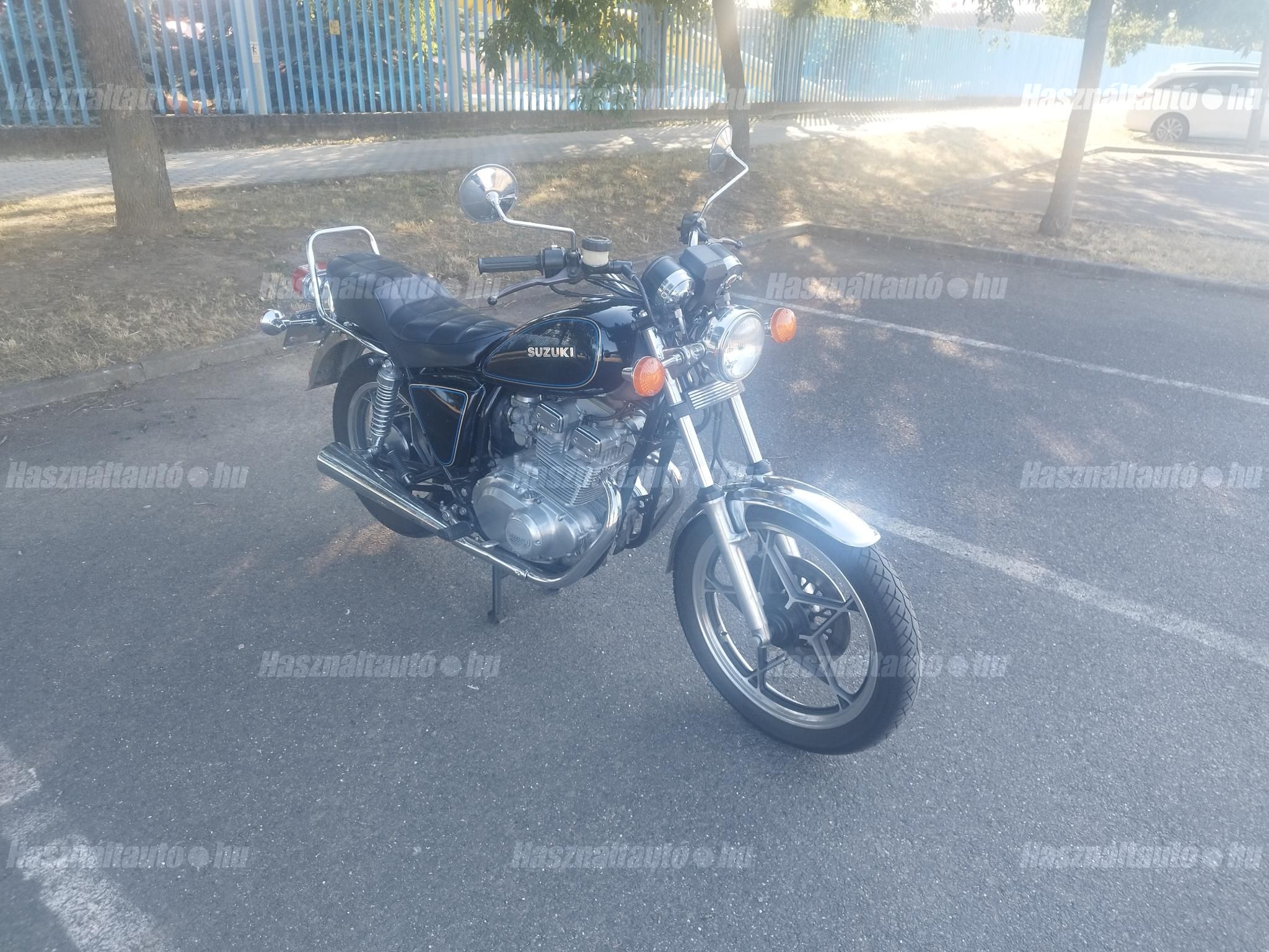 SUZUKI GS 1982/4 - 1