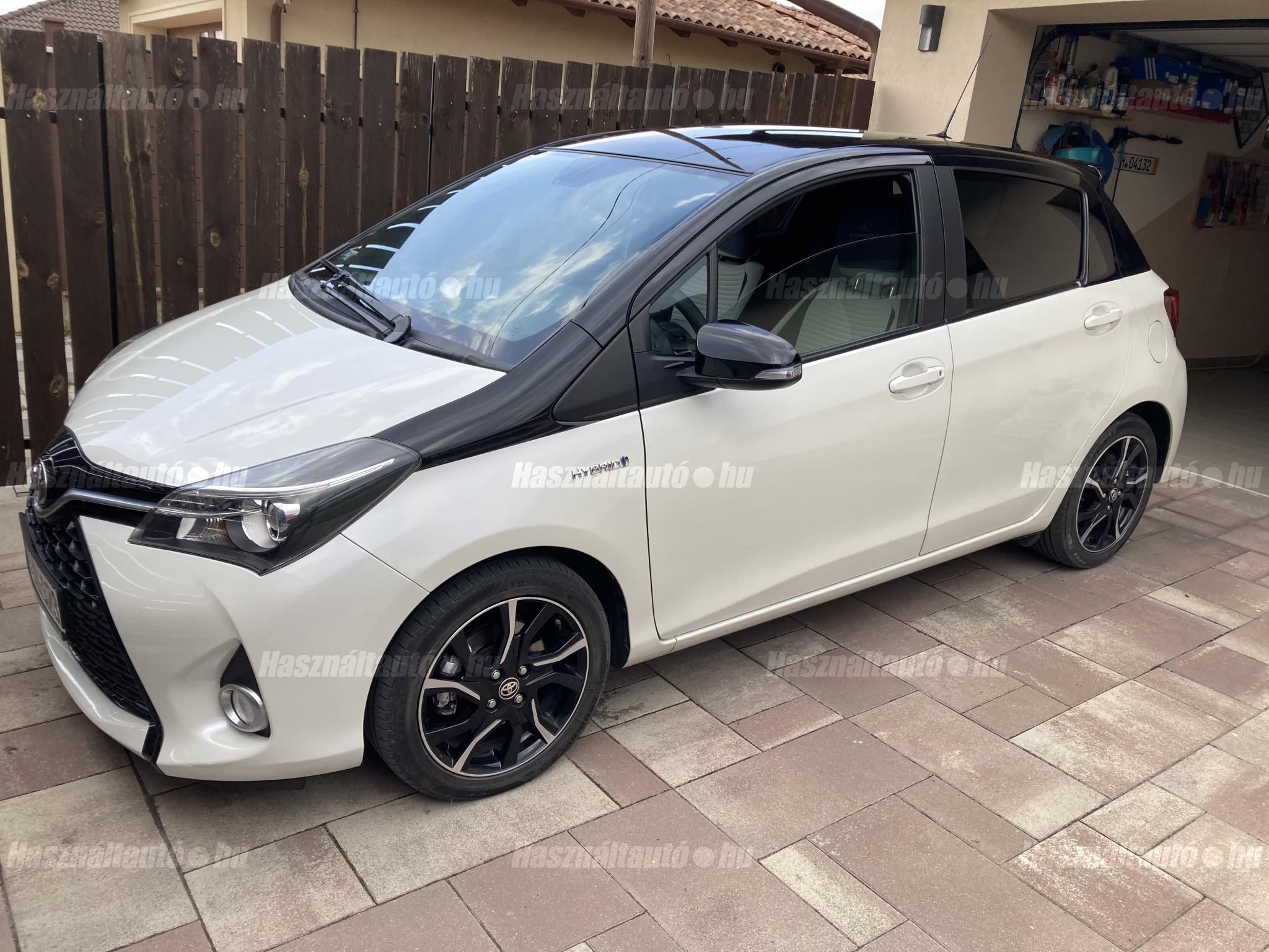 TOYOTA YARIS 2016/1 - 1