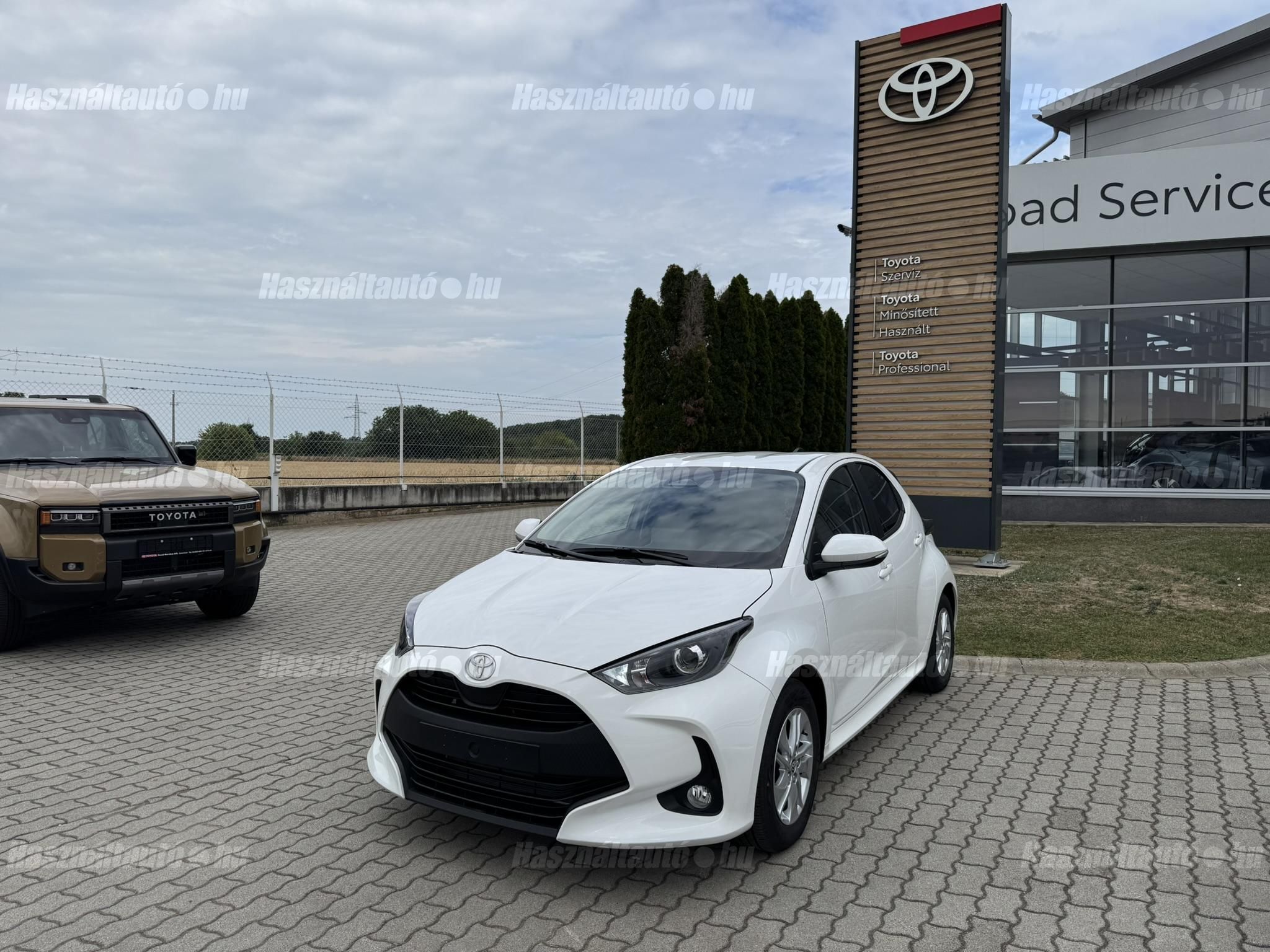 TOYOTA YARIS 2025/11 - 1