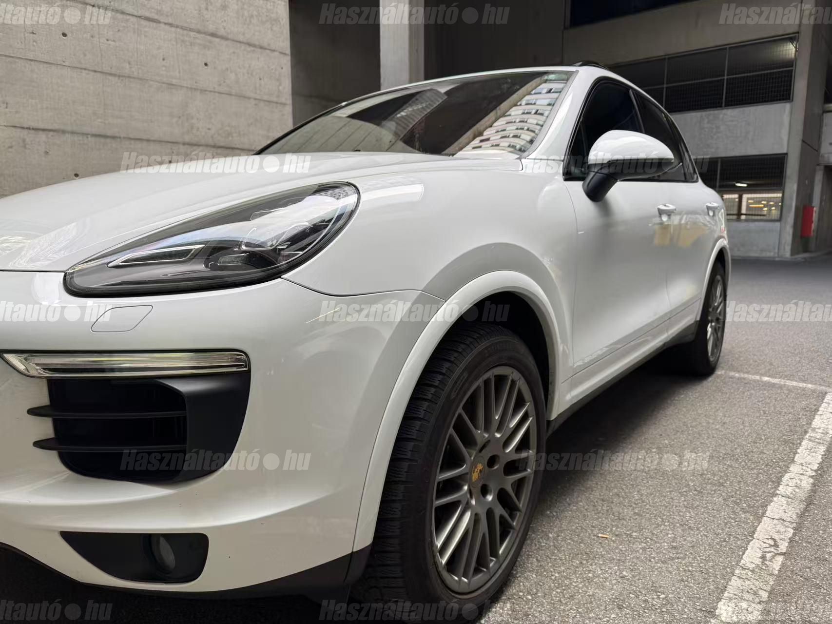 PORSCHE CAYENNE 2016/12 - 1