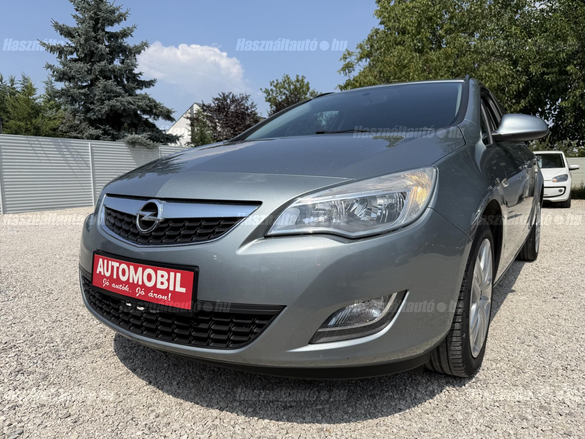 OPEL ASTRA 2012/4 - 1