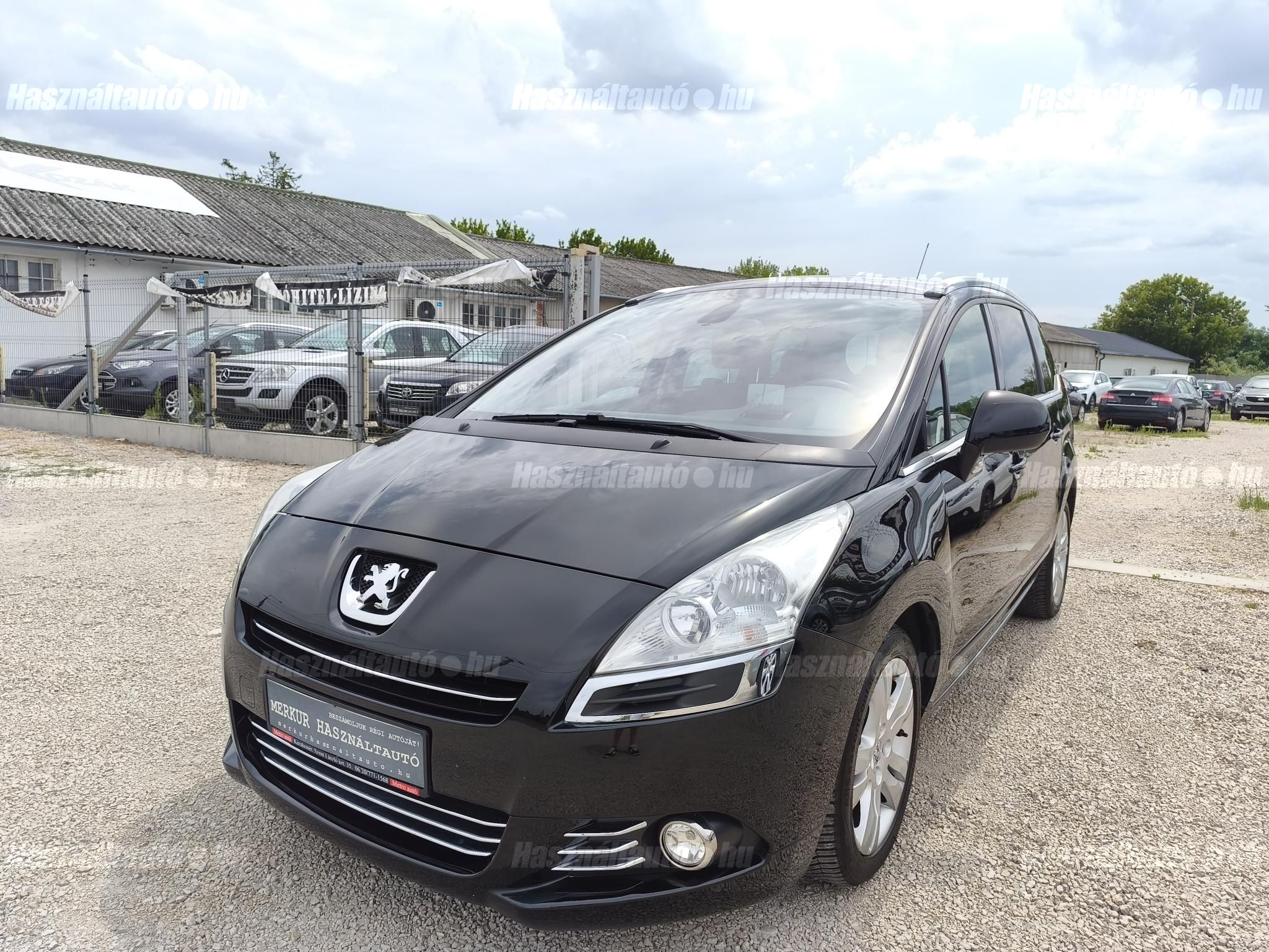 PEUGEOT 5008 2011 - 1