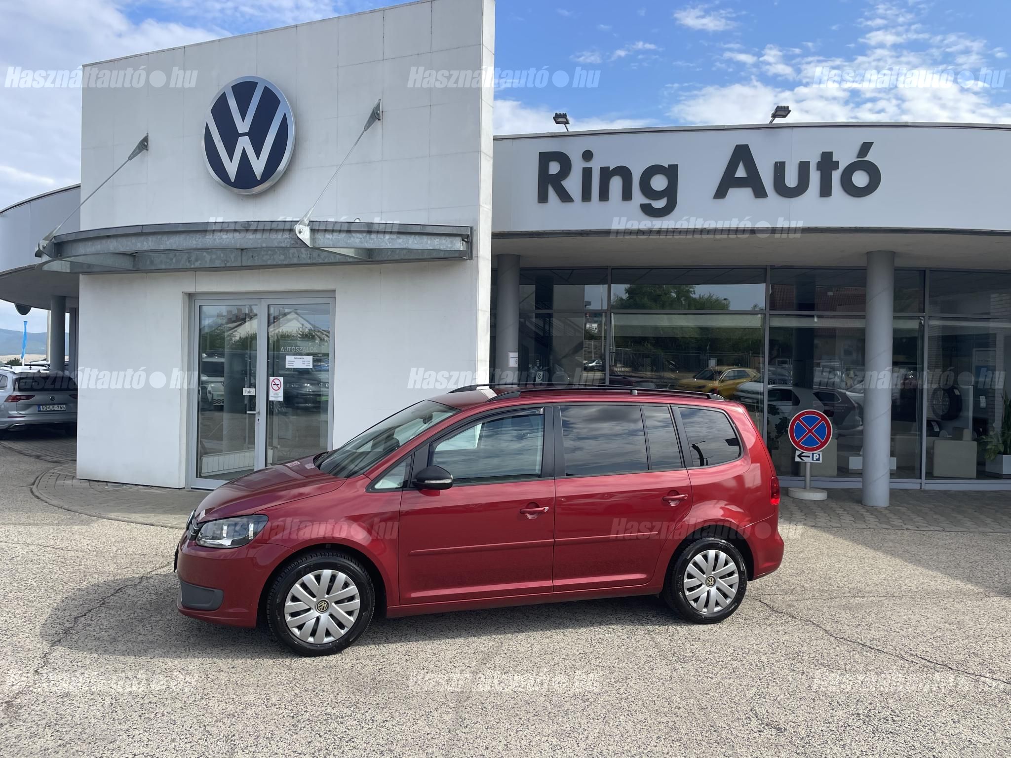 VOLKSWAGEN TOURAN 2011/6 - 1