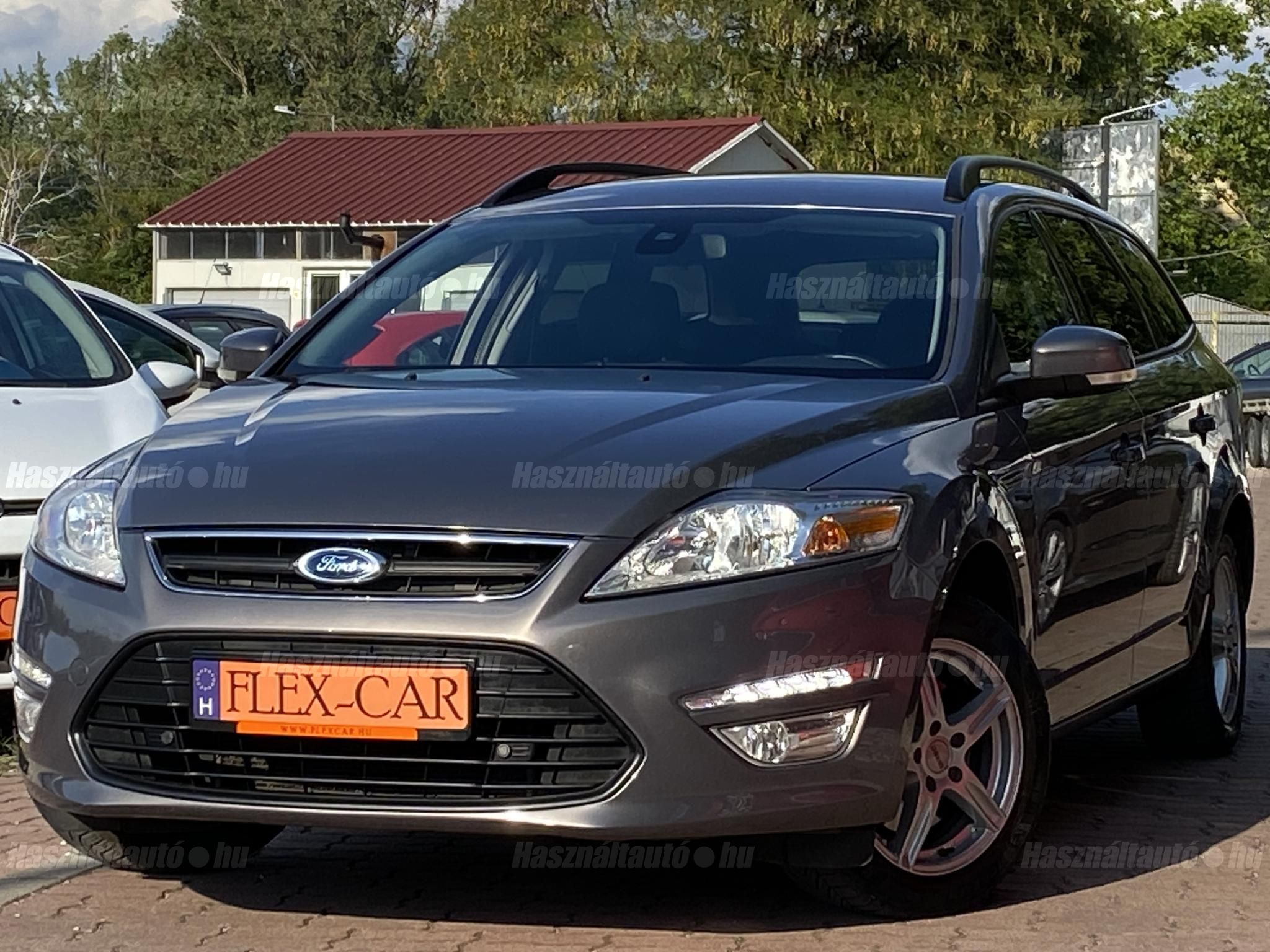 FORD MONDEO 2011/7 - 1