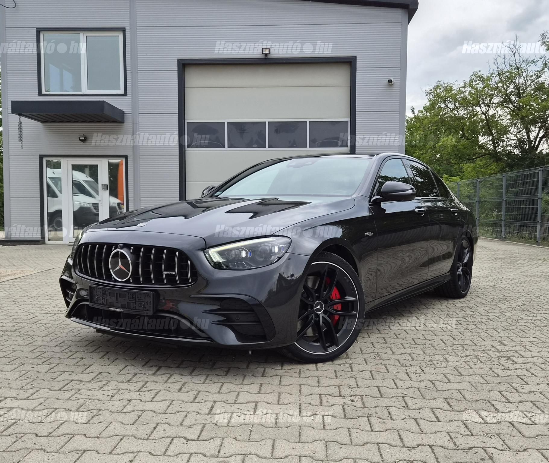 MERCEDES-AMG E 53 2021/3 - 1