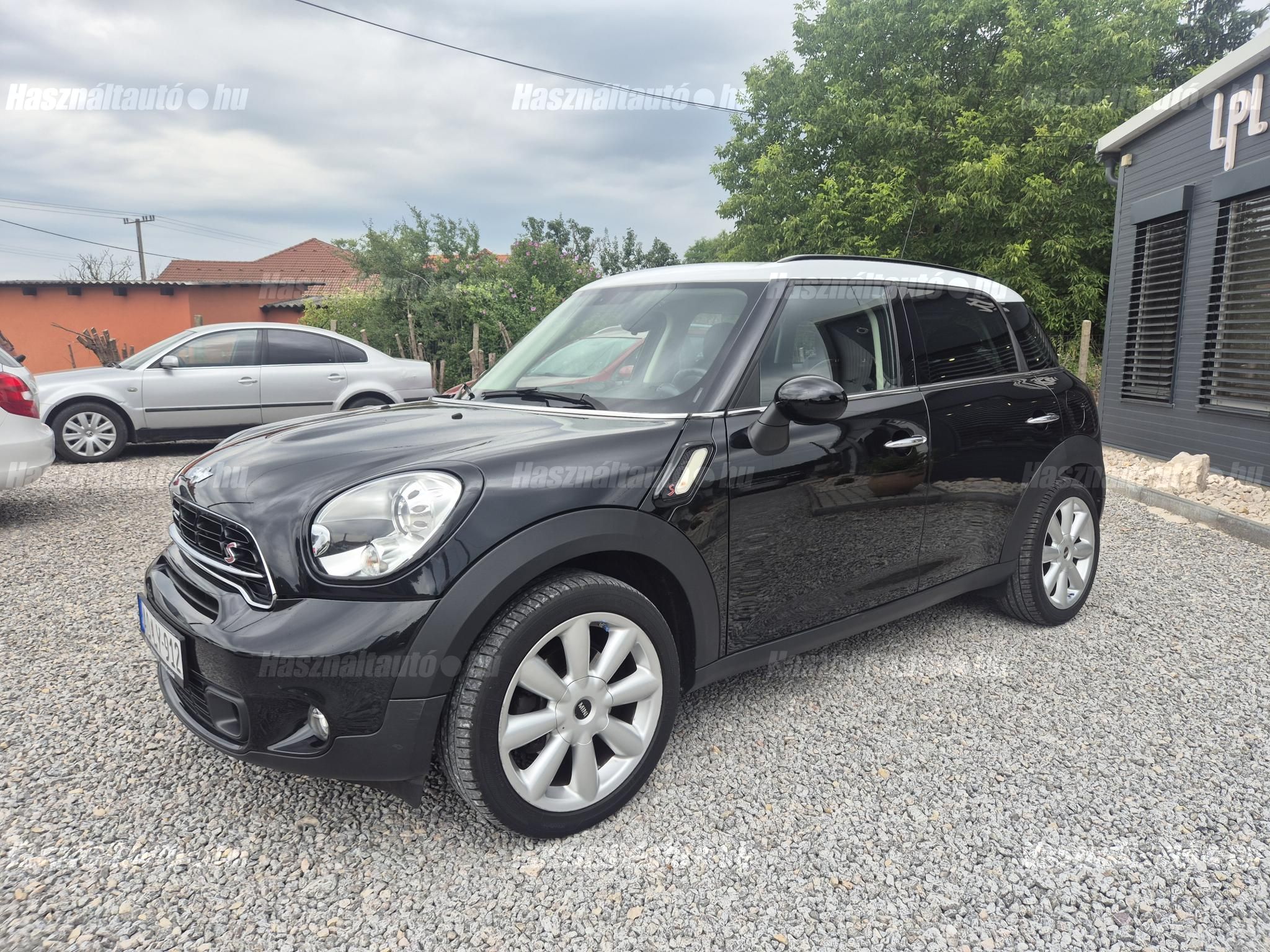 MINI COUNTRYMAN 2014/11 - 1