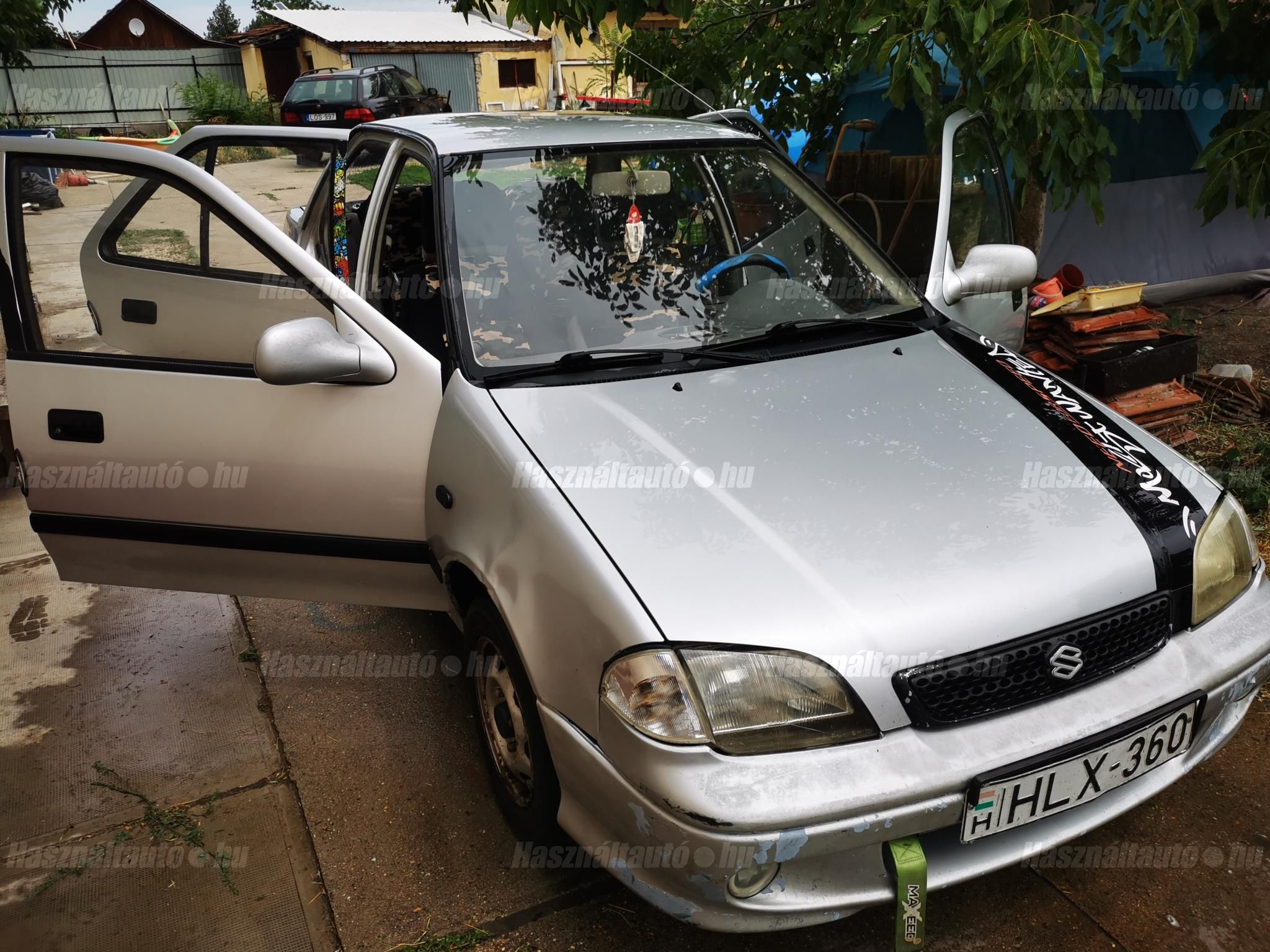 SUZUKI SWIFT 2001/2 - 1