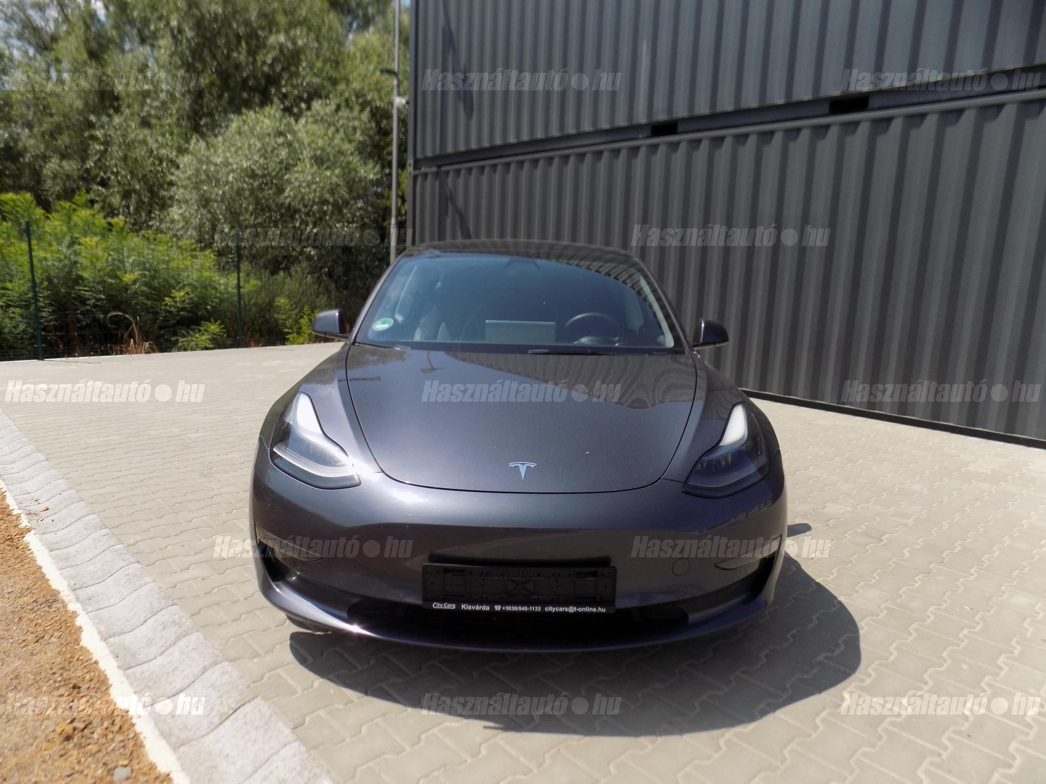 TESLA MODEL 3 2021/9 - 1