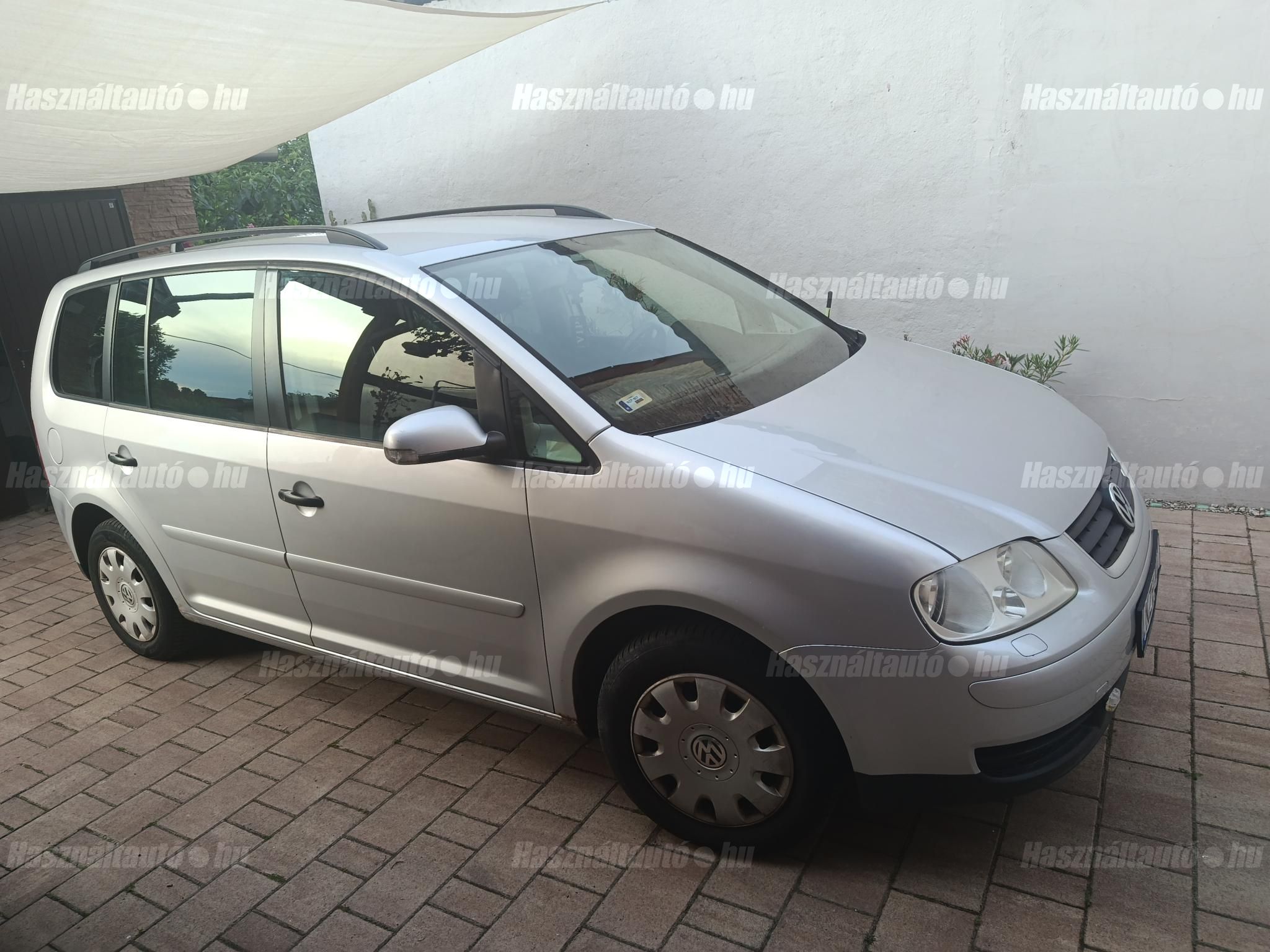 VOLKSWAGEN TOURAN 2006 - 1