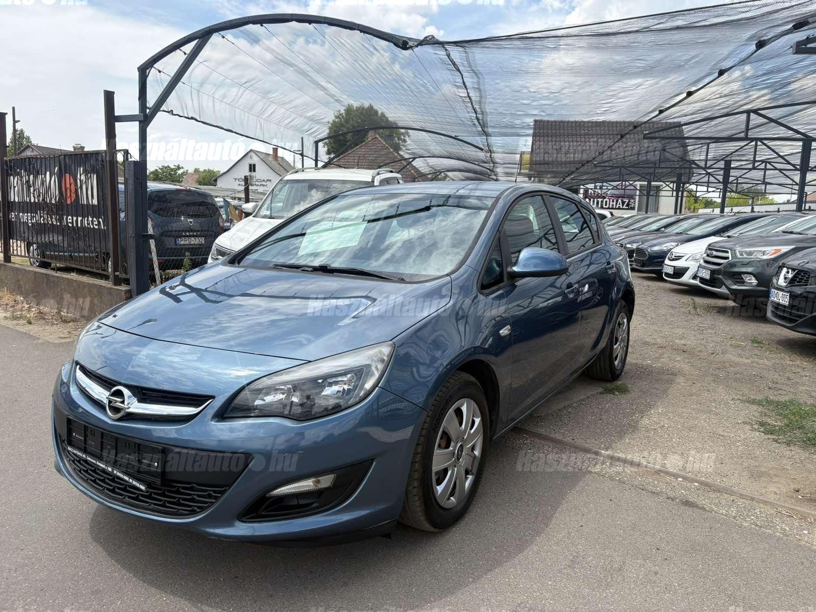 OPEL ASTRA J 2013/11 - 1